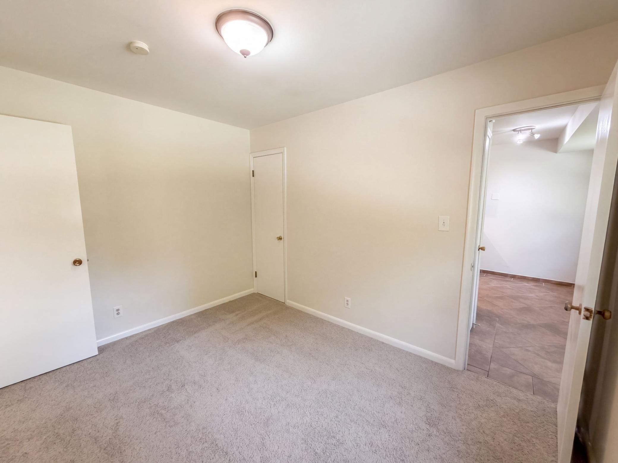 View of Residential at 2517 Nokomis Avenue, Saint Paul MN 55119, Saint Paul (13 of 28) - Mike Wilen | Minnesota Team Real Estate
