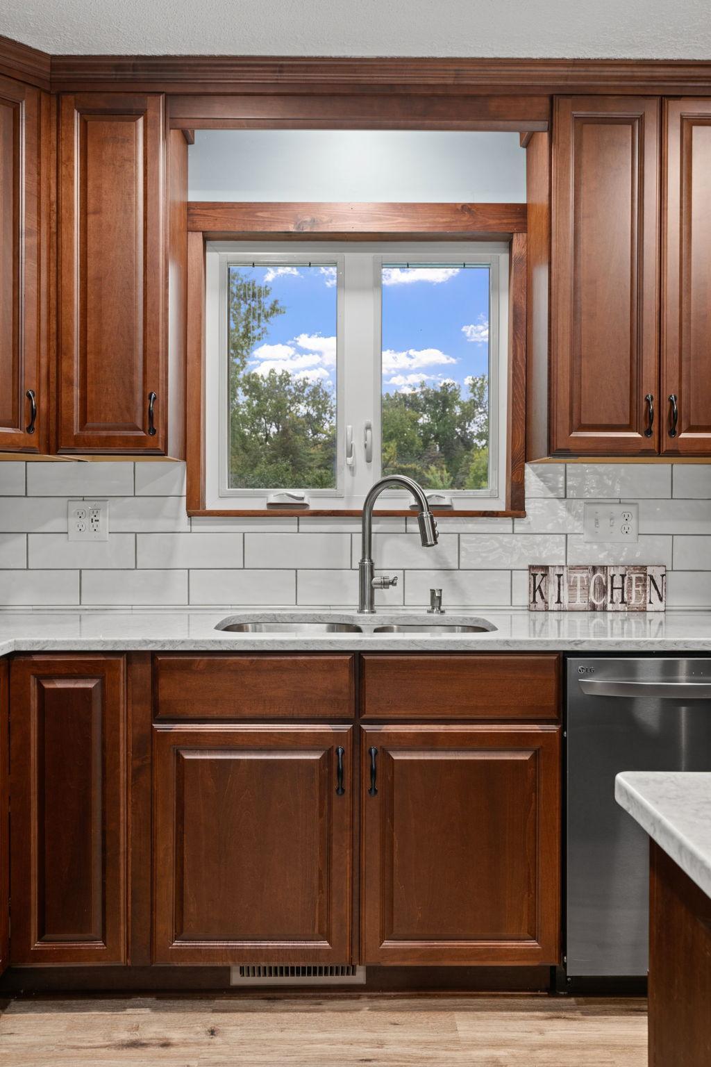 View of Residential at 680 Hiawatha Avenue, Vadnais Heights MN 55127, Vadnais Heights (19 of 42) - Mike Wilen | Minnesota Team Real Estate