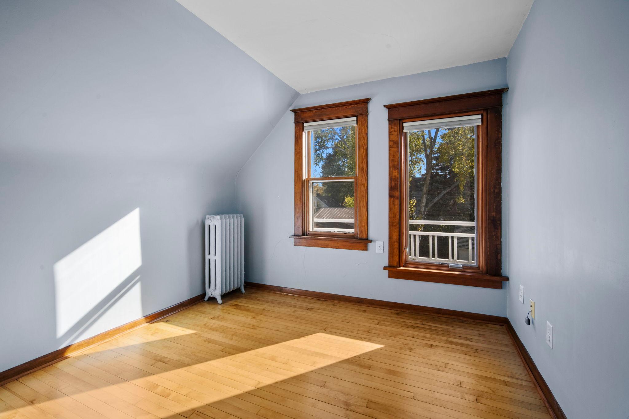 View of Residential at 1010 Jenks Avenue, Saint Paul MN 55106, Saint Paul (32 of 56) - Mike Wilen | Minnesota Team Real Estate