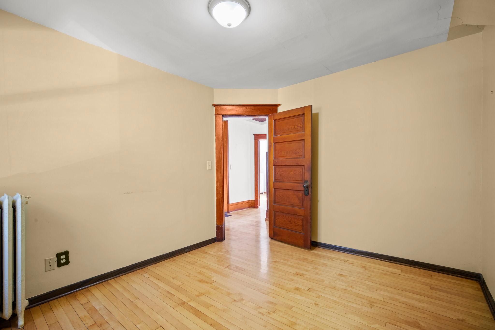 View of Residential at 1010 Jenks Avenue, Saint Paul MN 55106, Saint Paul (31 of 56) - Mike Wilen | Minnesota Team Real Estate