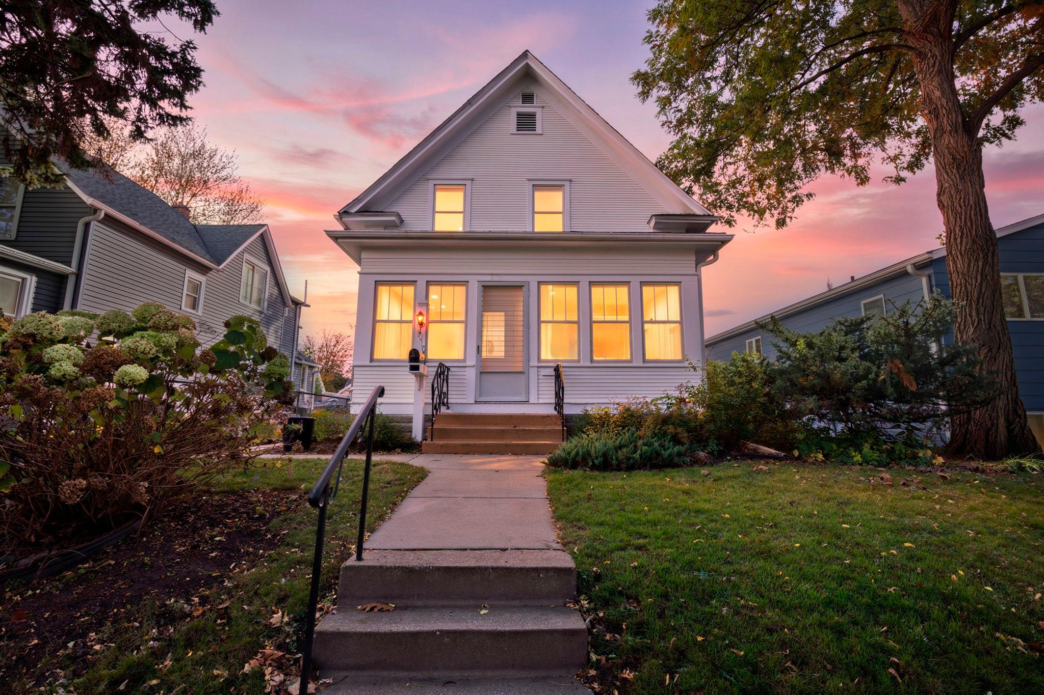 View of Single Family at 1010 Jenks Avenue, Saint Paul - Mike Wilen | Minnesota Team Real Estate