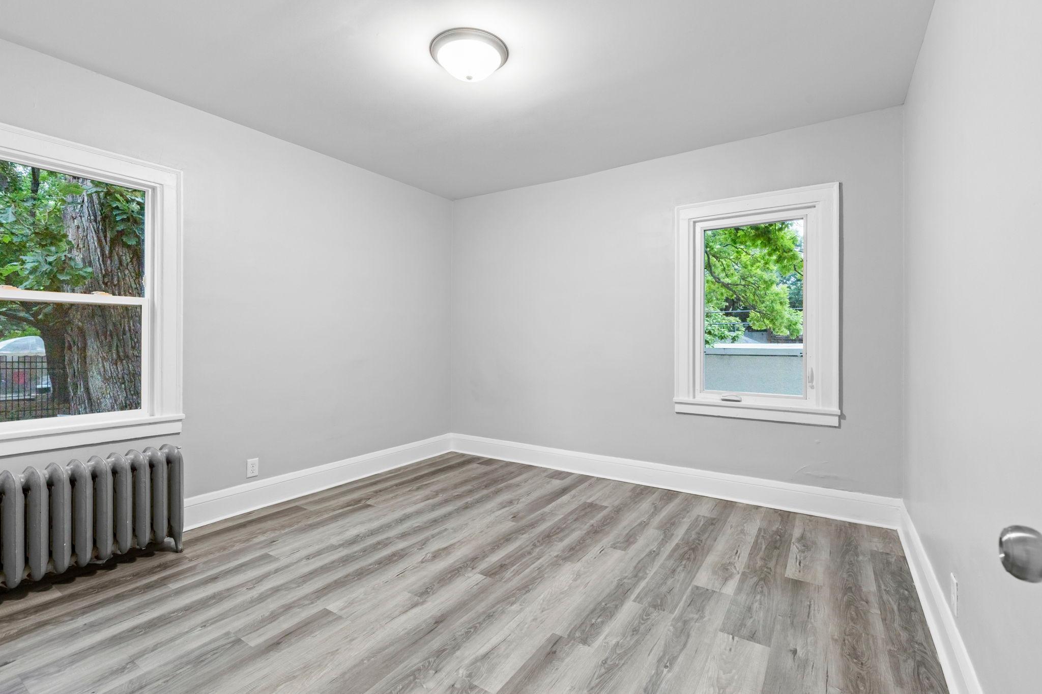 View of Commercial Sale at 2204 Emerson Avenue, Minneapolis MN 55411, Minneapolis (7 of 18) - Mike Wilen | Minnesota Team Real Estate
