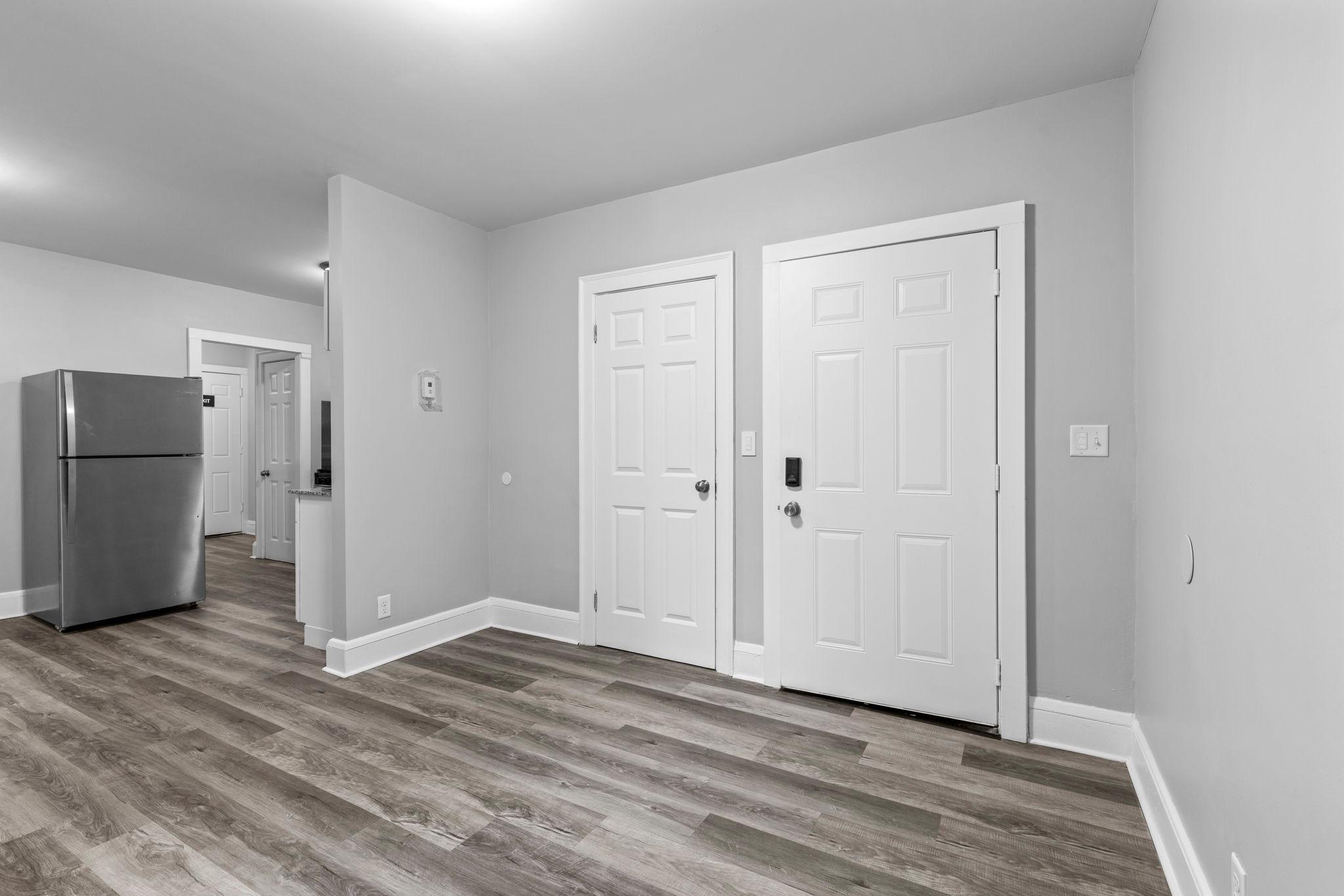 View of Commercial Sale at 2204 Emerson Avenue, Minneapolis MN 55411, Minneapolis (10 of 18) - Mike Wilen | Minnesota Team Real Estate