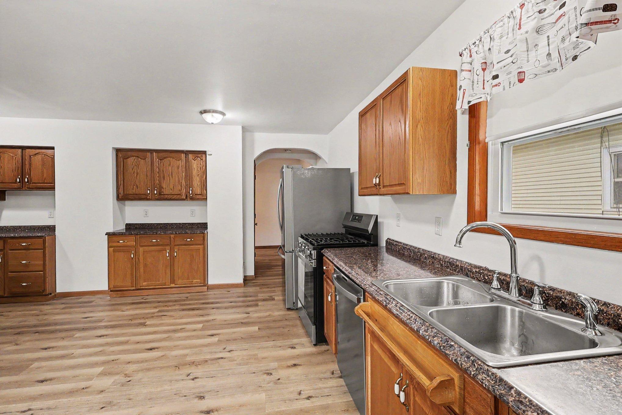 View of Residential at 1157 Cook Avenue, Saint Paul MN 55106, Saint Paul (14 of 46) - Mike Wilen | Minnesota Team Real Estate