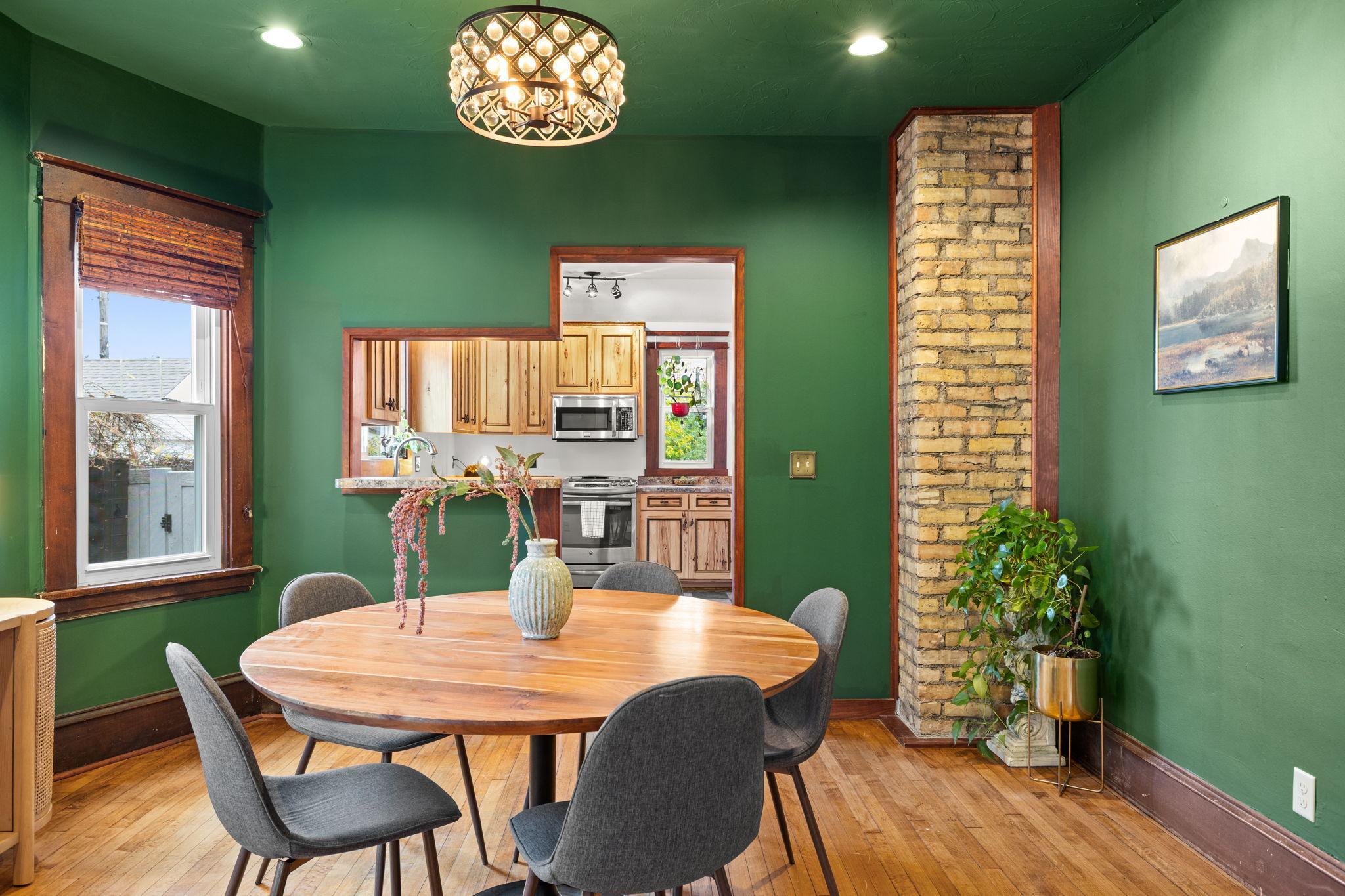 View of Residential at 4304 Elliot Avenue, Minneapolis MN 55407, Minneapolis (11 of 35) - Mike Wilen | Minnesota Team Real Estate