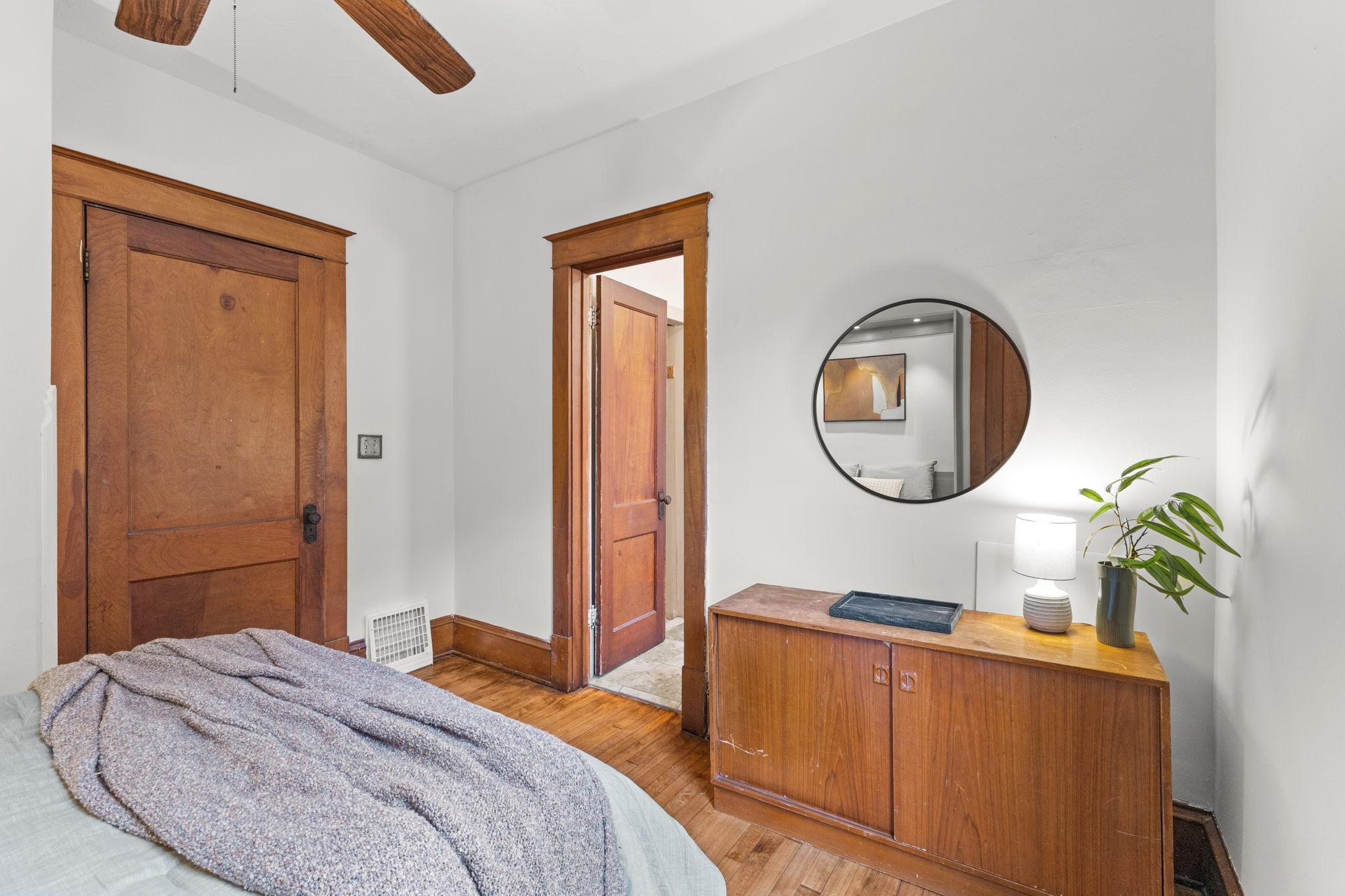 View of Residential at 4304 Elliot Avenue, Minneapolis MN 55407, Minneapolis (23 of 35) - Mike Wilen | Minnesota Team Real Estate