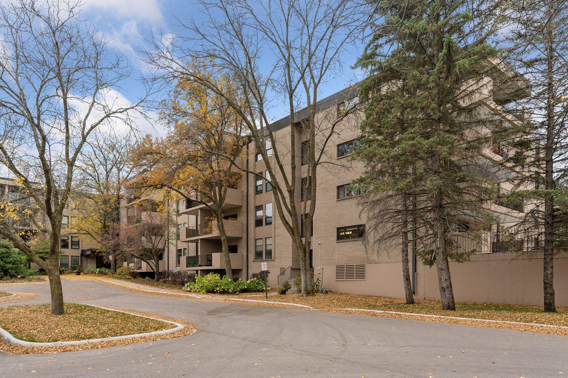 View of Residential at 6730 Vernon Avenue #312, Edina MN 55436, Edina (46 of 53) - Mike Wilen | Minnesota Team Real Estate