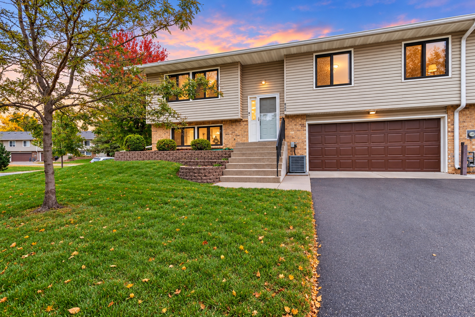 View of Residential at 866 94th Avenue, Blaine MN 55434, Blaine (3 of 23) - Mike Wilen | Minnesota Team Real Estate