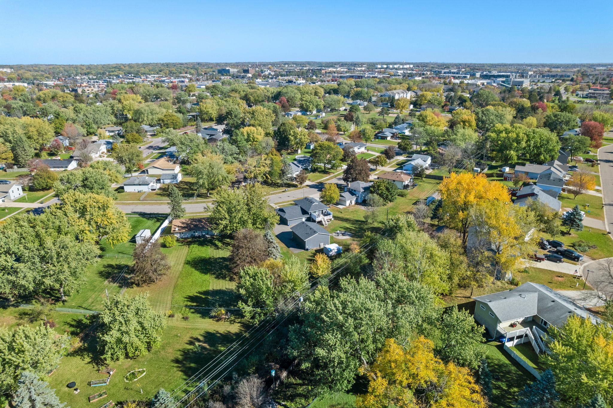 View of Residential at 808 Newell Drive, Apple Valley MN 55124, Apple Valley (58 of 66) - Mike Wilen | Minnesota Team Real Estate