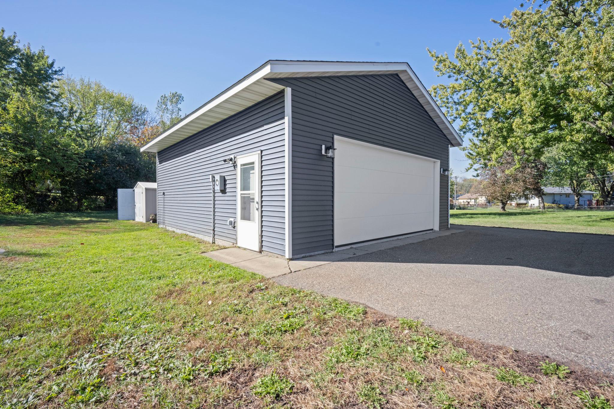 View of Residential at 808 Newell Drive, Apple Valley MN 55124, Apple Valley (48 of 66) - Mike Wilen | Minnesota Team Real Estate