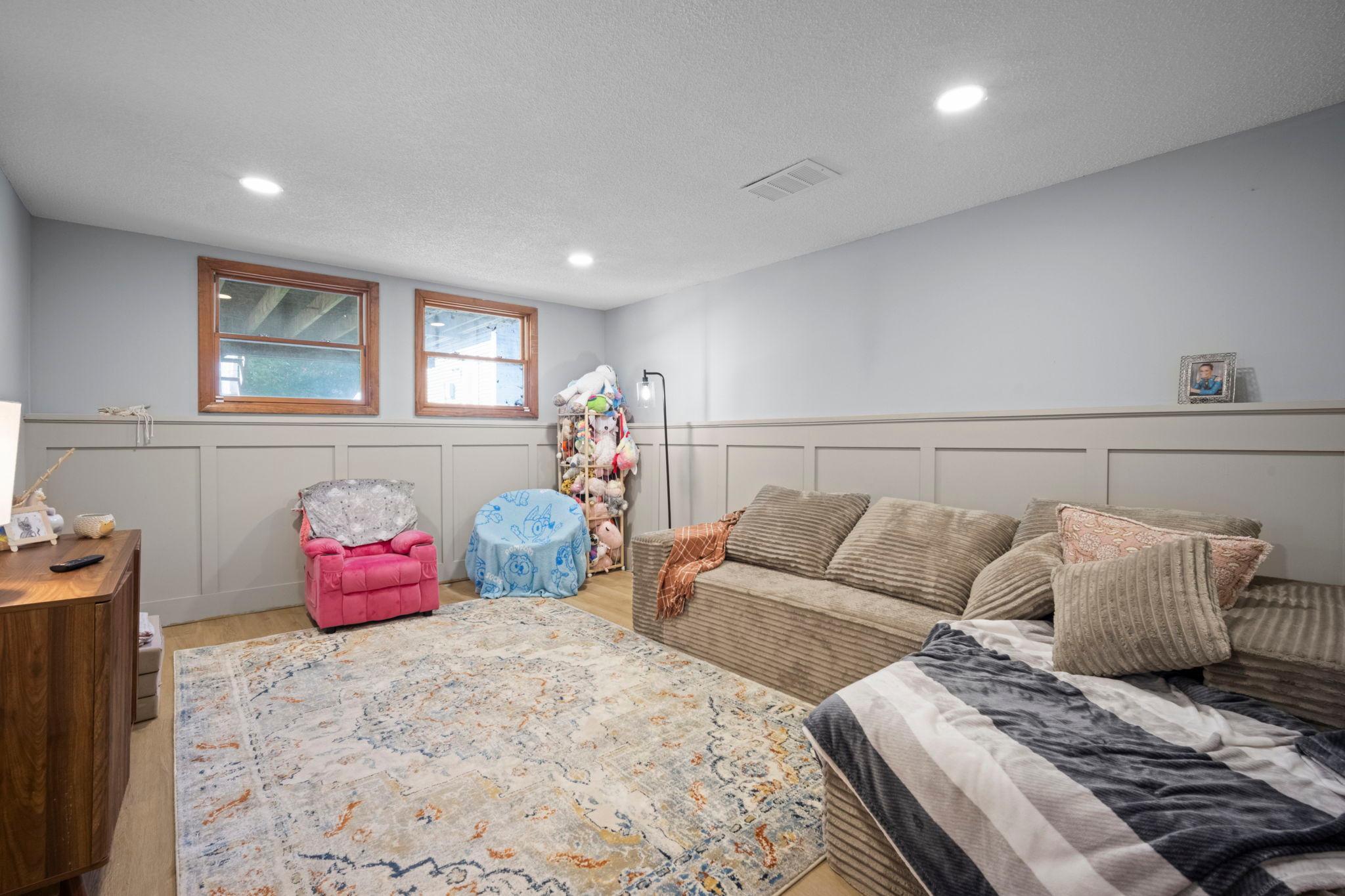 View of Residential at 808 Newell Drive, Apple Valley MN 55124, Apple Valley (28 of 66) - Mike Wilen | Minnesota Team Real Estate