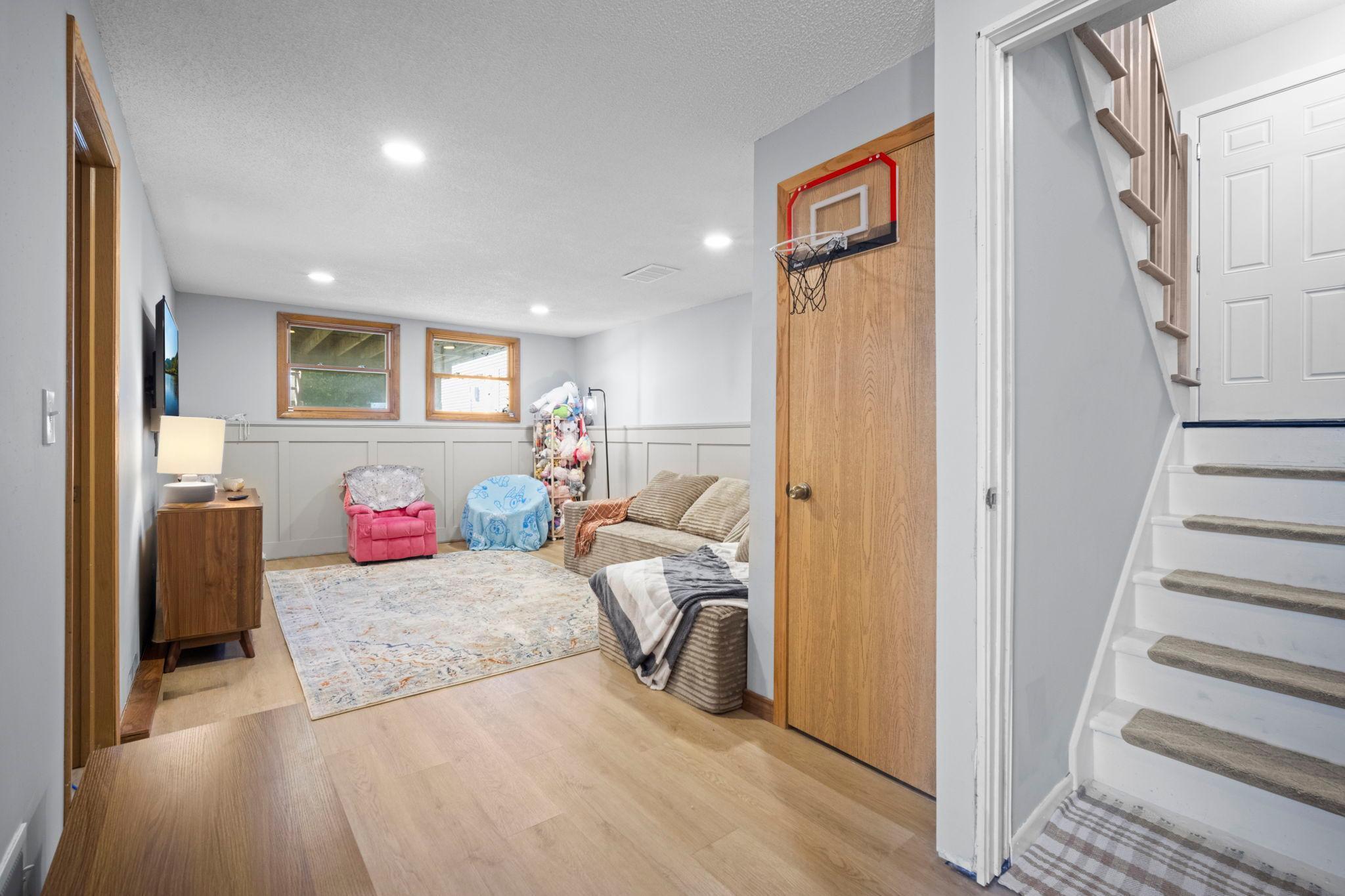 View of Residential at 808 Newell Drive, Apple Valley MN 55124, Apple Valley (27 of 66) - Mike Wilen | Minnesota Team Real Estate