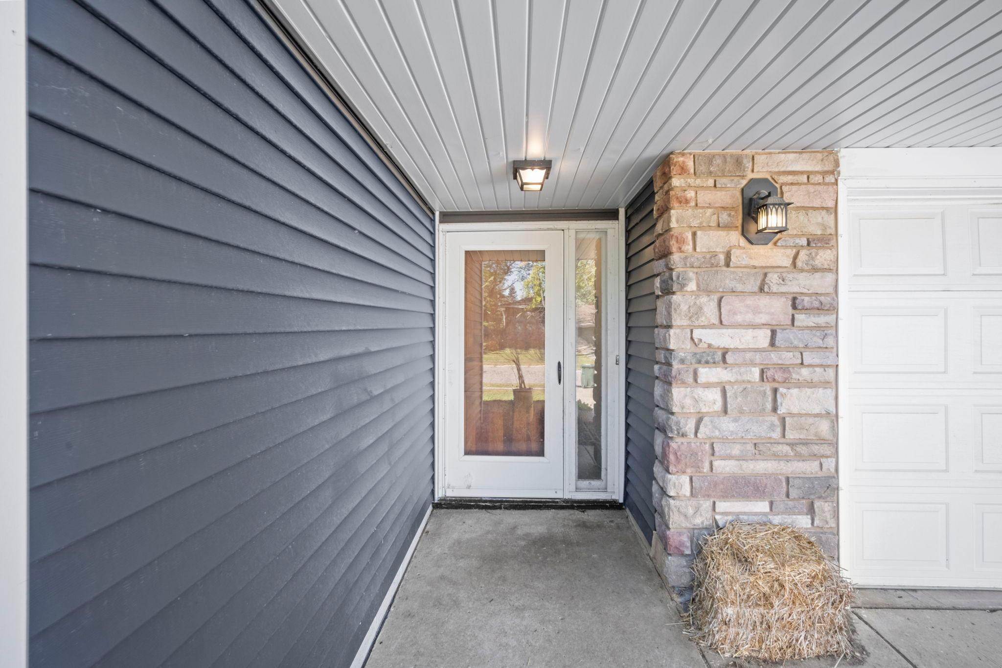 View of Residential at 808 Newell Drive, Apple Valley MN 55124, Apple Valley (5 of 66) - Mike Wilen | Minnesota Team Real Estate