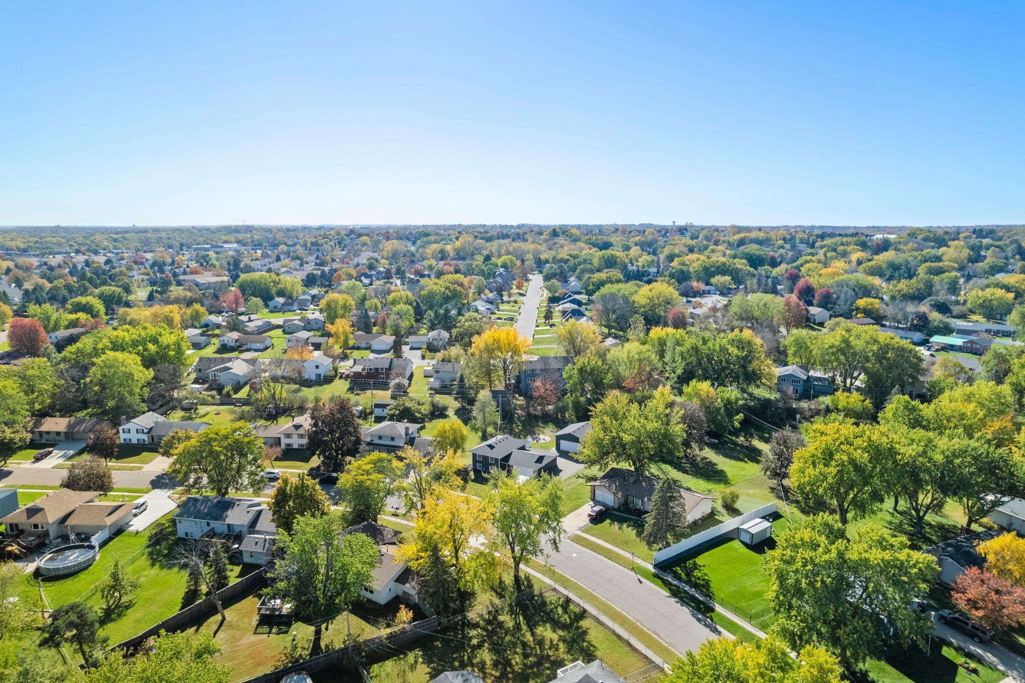 View of Residential at 808 Newell Drive, Apple Valley MN 55124, Apple Valley (60 of 66) - Mike Wilen | Minnesota Team Real Estate