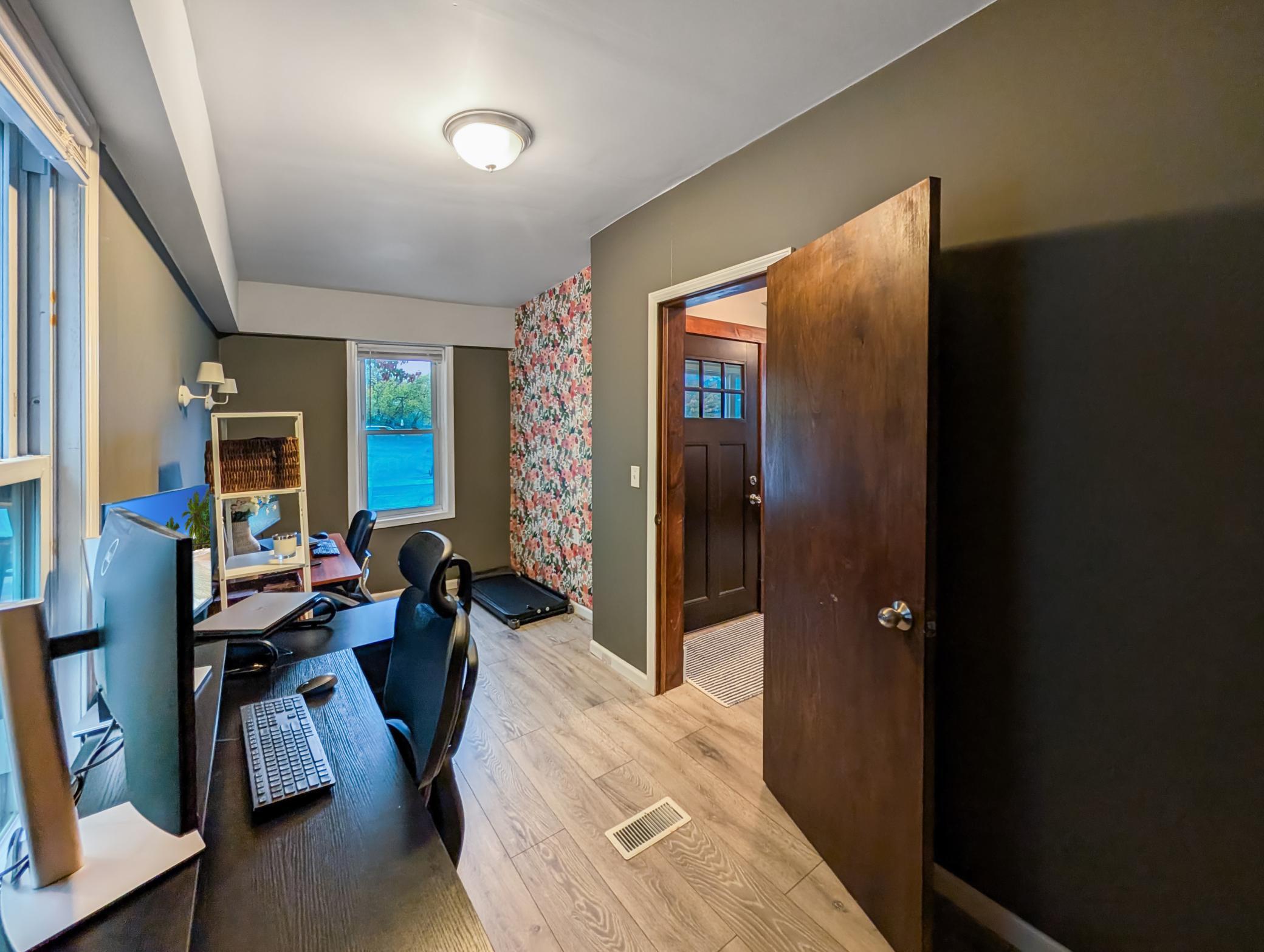 View of Residential at 1532 Monroe Street, Minneapolis MN 55413, Minneapolis (21 of 46) - Mike Wilen | Minnesota Team Real Estate