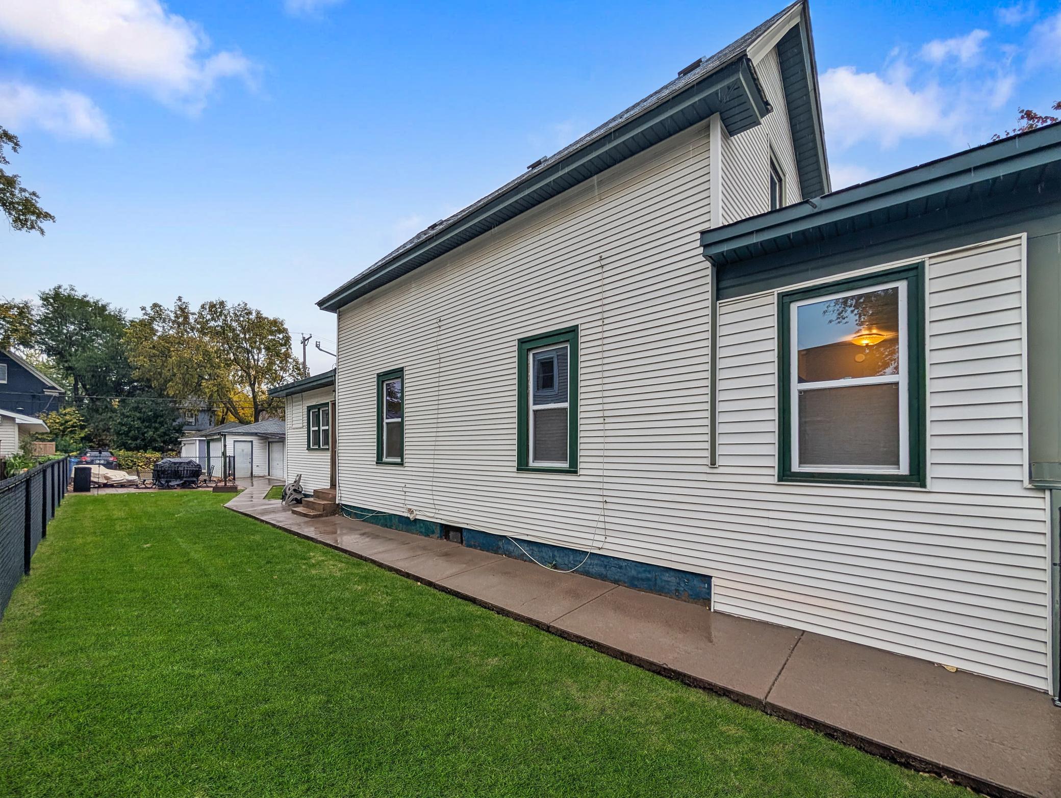 View of Residential at 1532 Monroe Street, Minneapolis MN 55413, Minneapolis (42 of 46) - Mike Wilen | Minnesota Team Real Estate
