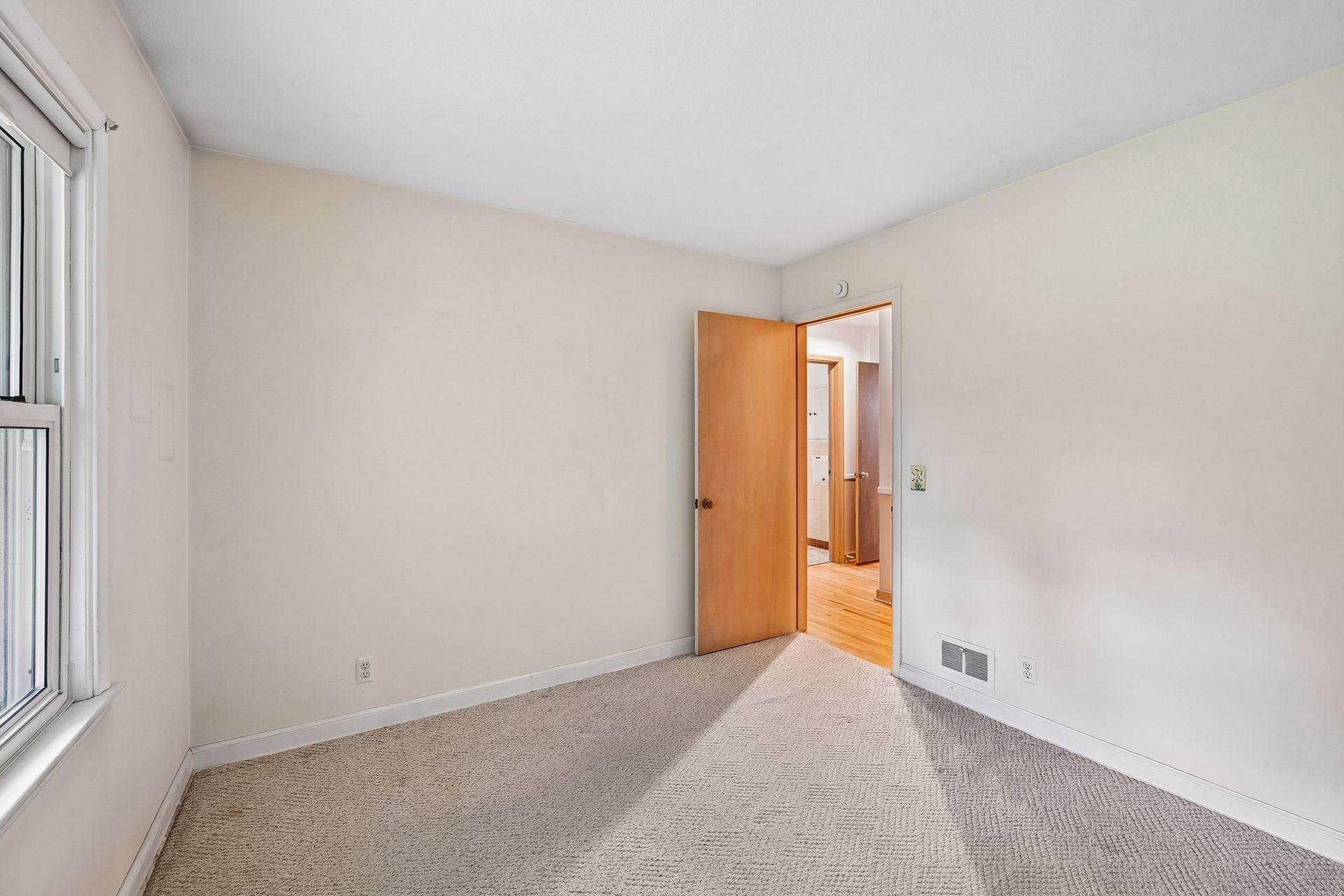 View of Residential at 5728 Zenith Avenue, Edina MN 55410, Edina (13 of 28) - Mike Wilen | Minnesota Team Real Estate