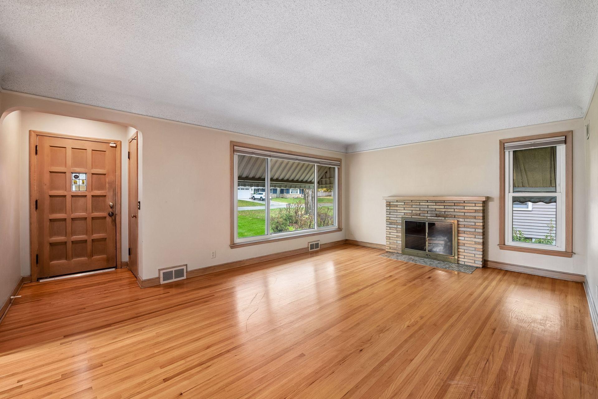 View of Residential at 5728 Zenith Avenue, Edina MN 55410, Edina (2 of 28) - Mike Wilen | Minnesota Team Real Estate