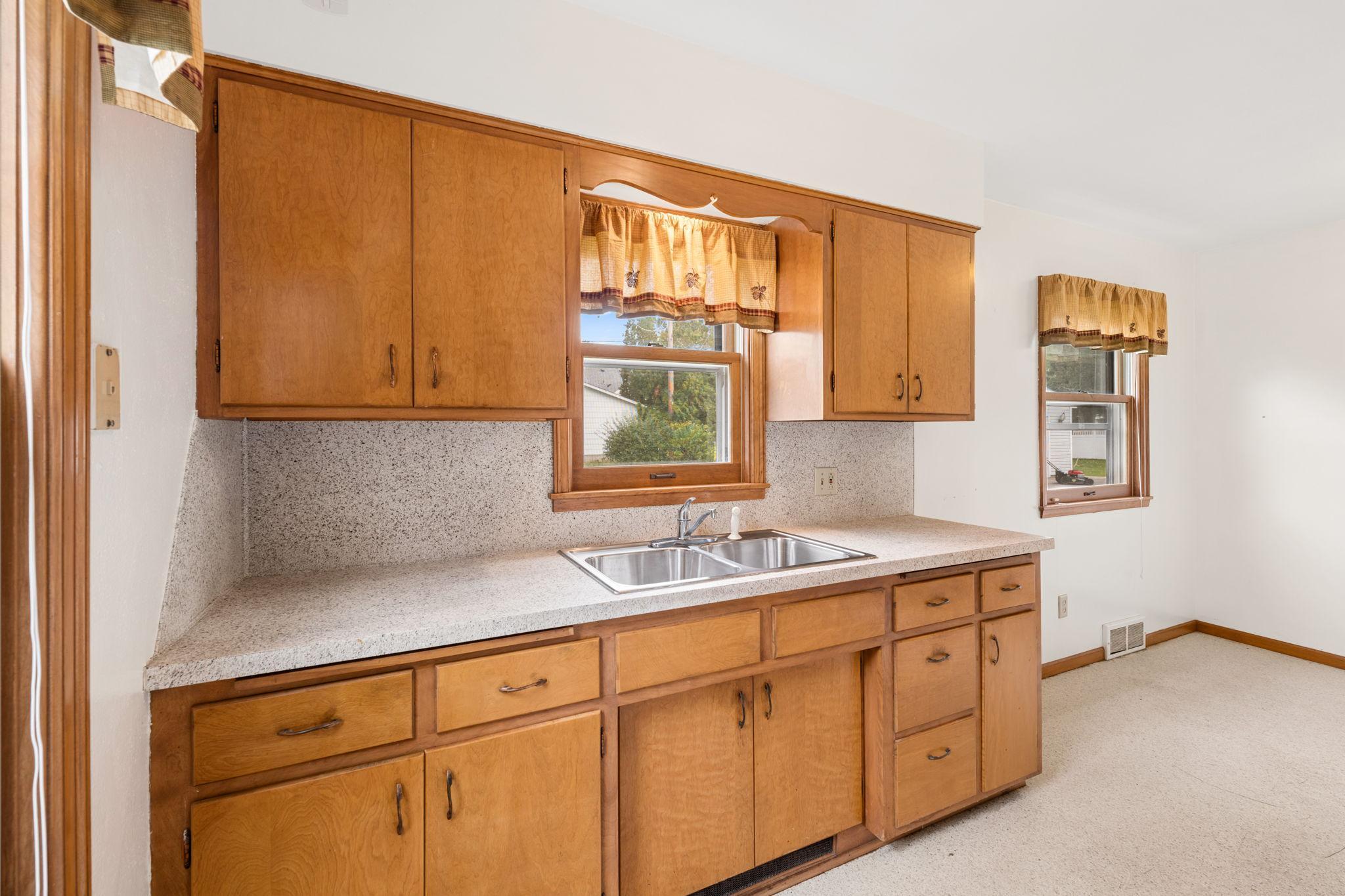 View of Residential at 6309 13th Avenue, Richfield MN 55423, Richfield (10 of 23) - Mike Wilen | Minnesota Team Real Estate