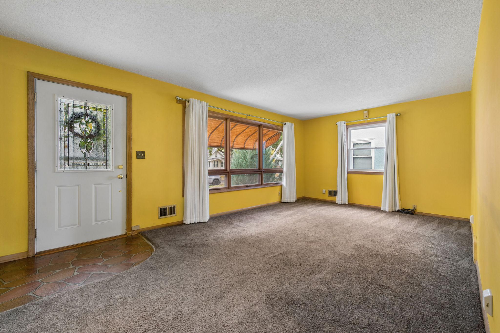 View of Residential at 5234 Girard Avenue, Minneapolis MN 55430, Minneapolis (39 of 41) - Mike Wilen | Minnesota Team Real Estate