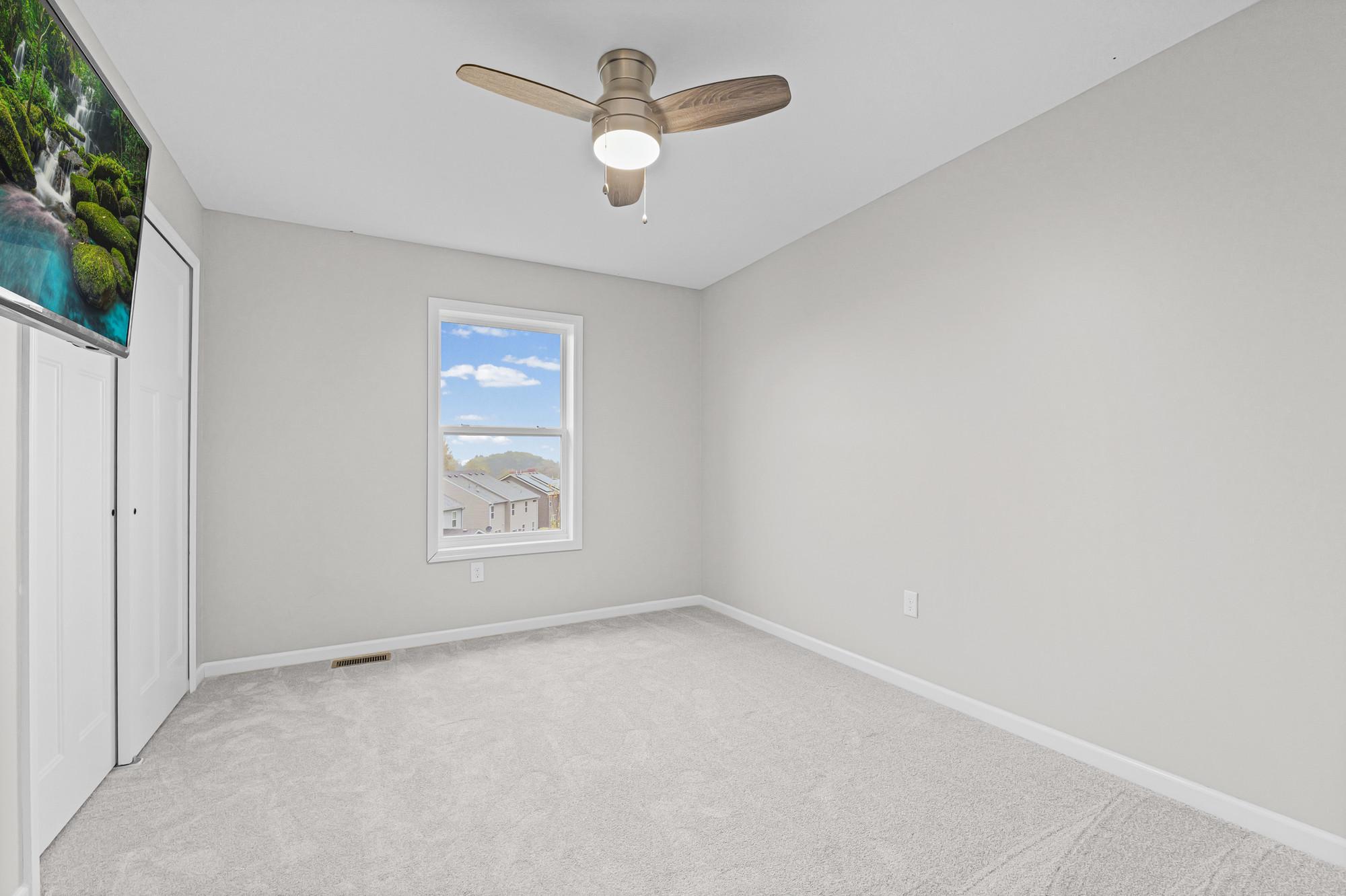 View of Residential at 18072 Hyde Park Avenue, Lakeville MN 55044, Lakeville (33 of 59) - Mike Wilen | Minnesota Team Real Estate