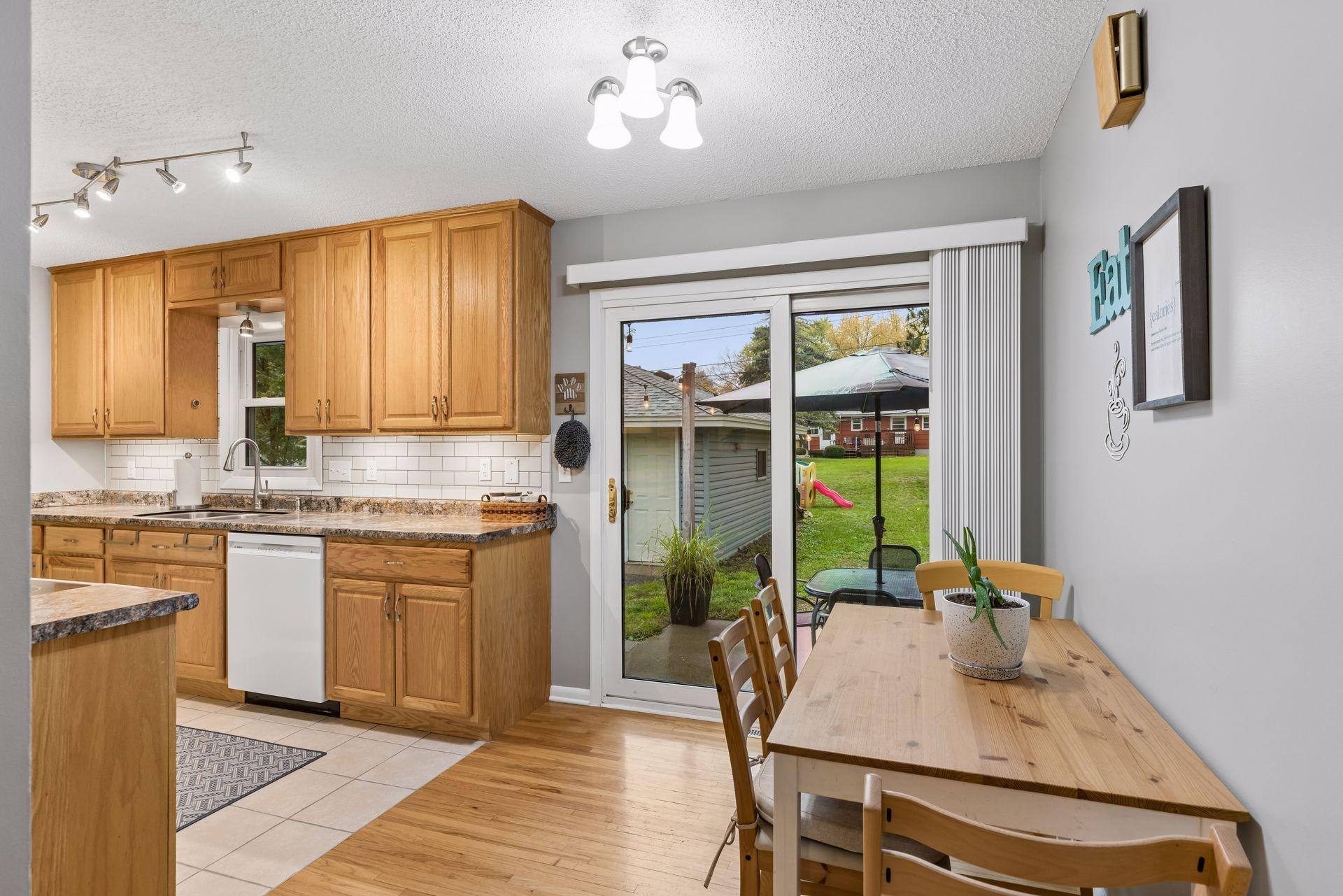 View of Residential at 1917 Hillsboro Avenue, Golden Valley MN 55427, Golden Valley (14 of 33) - Mike Wilen | Minnesota Team Real Estate