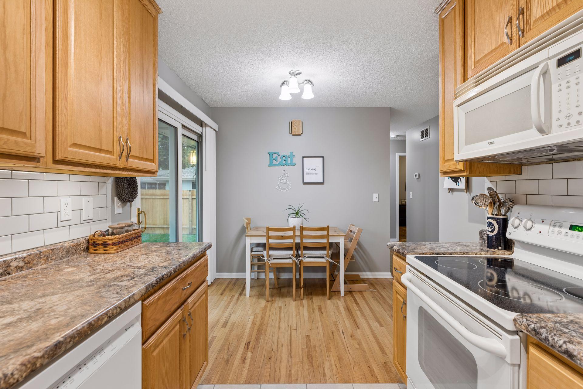 View of Residential at 1917 Hillsboro Avenue, Golden Valley MN 55427, Golden Valley (11 of 33) - Mike Wilen | Minnesota Team Real Estate