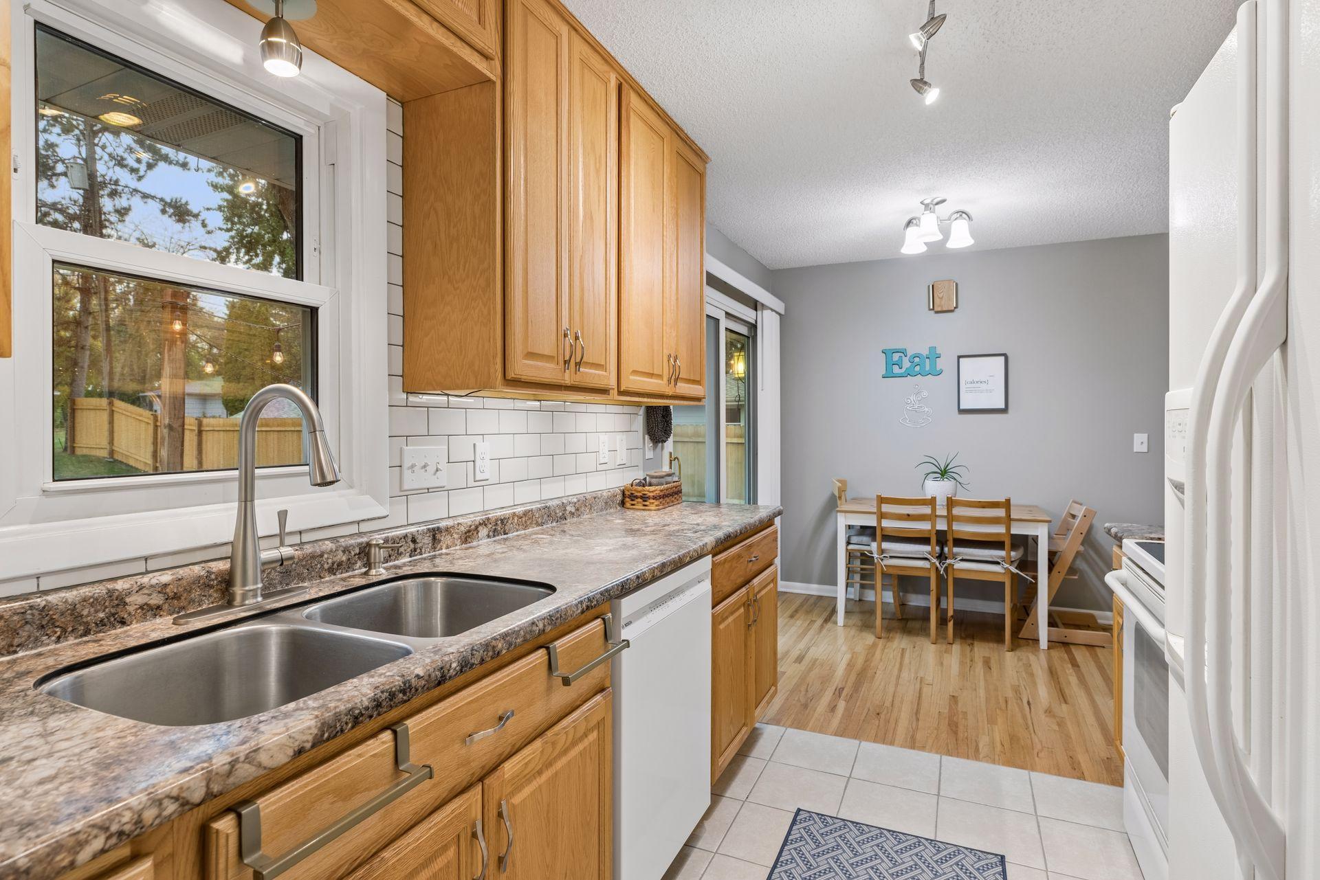 View of Residential at 1917 Hillsboro Avenue, Golden Valley MN 55427, Golden Valley (10 of 33) - Mike Wilen | Minnesota Team Real Estate