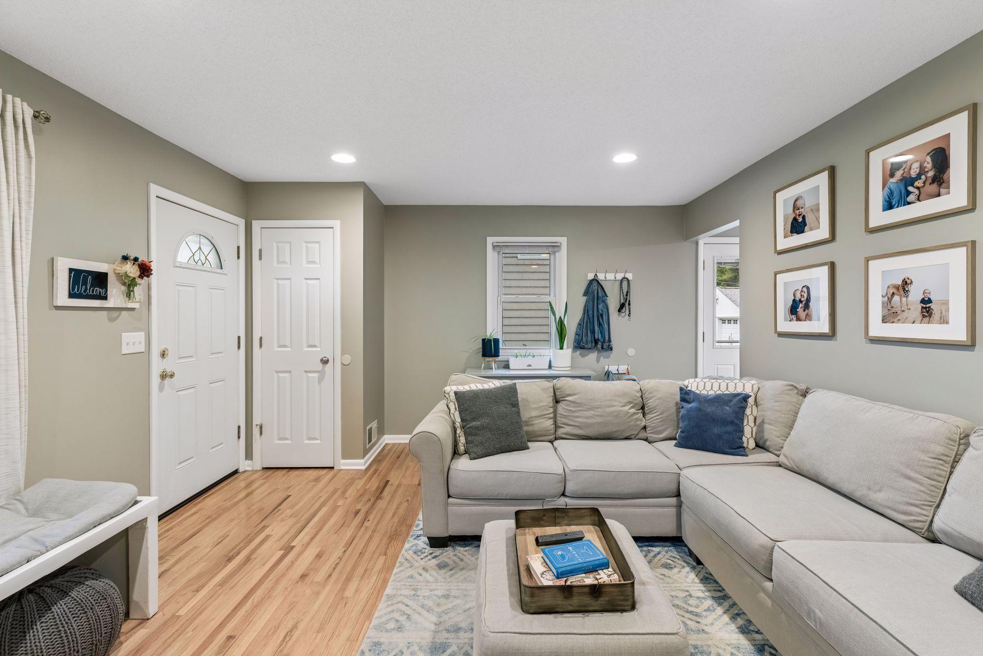 View of Residential at 1917 Hillsboro Avenue, Golden Valley MN 55427, Golden Valley (4 of 33) - Mike Wilen | Minnesota Team Real Estate