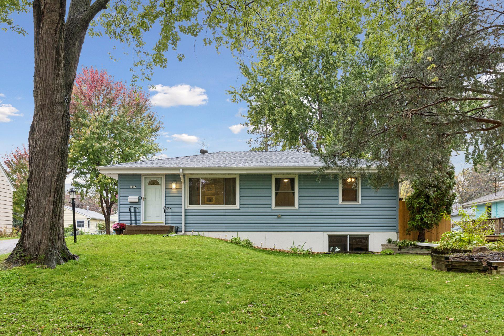 View of Single Family at 1917 Hillsboro Avenue, Golden Valley - Mike Wilen | Minnesota Team Real Estate
