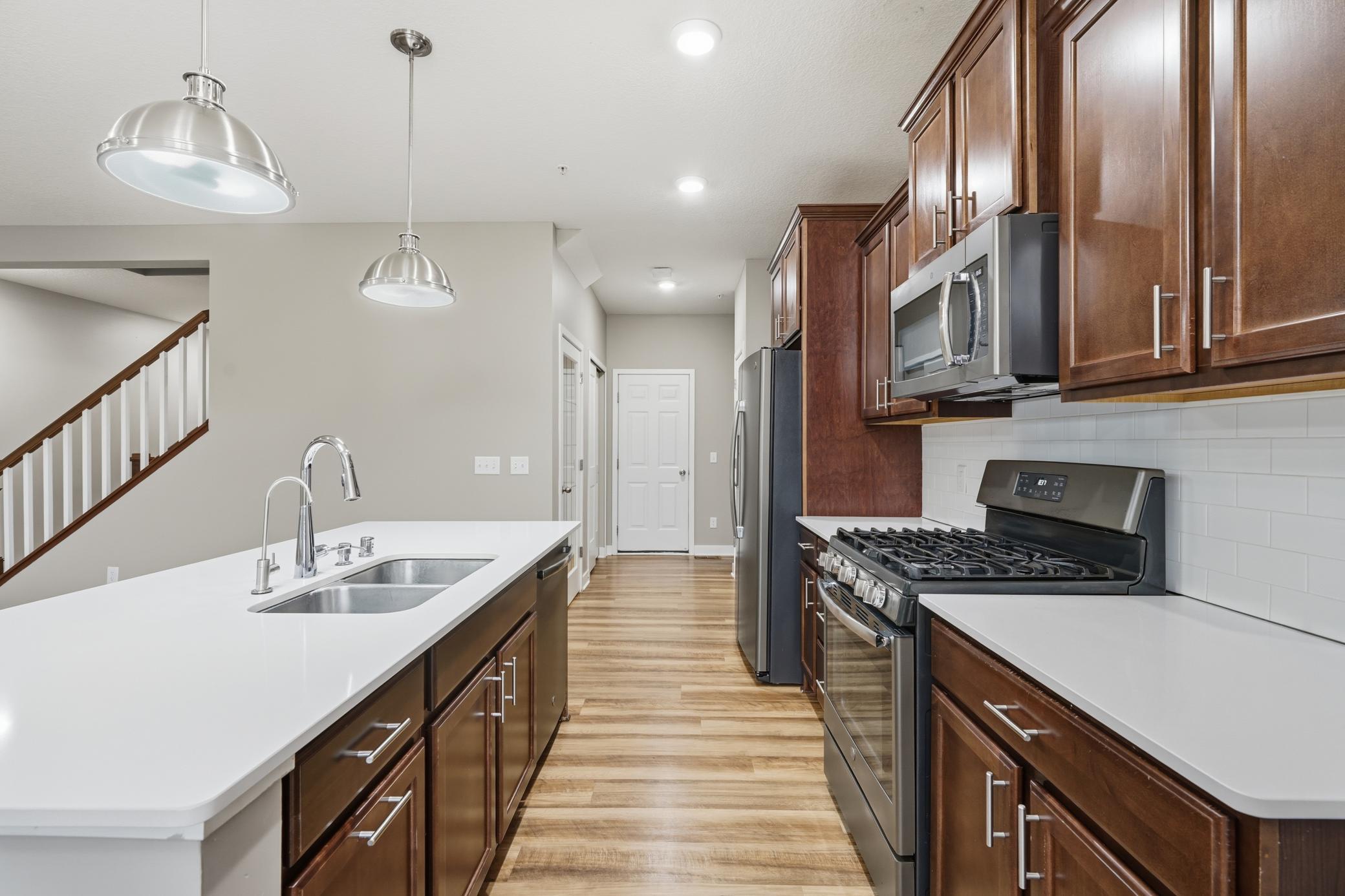 View of Residential at 18335 Glassner Way, Lakeville MN 55044, Lakeville (10 of 38) - Mike Wilen | Minnesota Team Real Estate