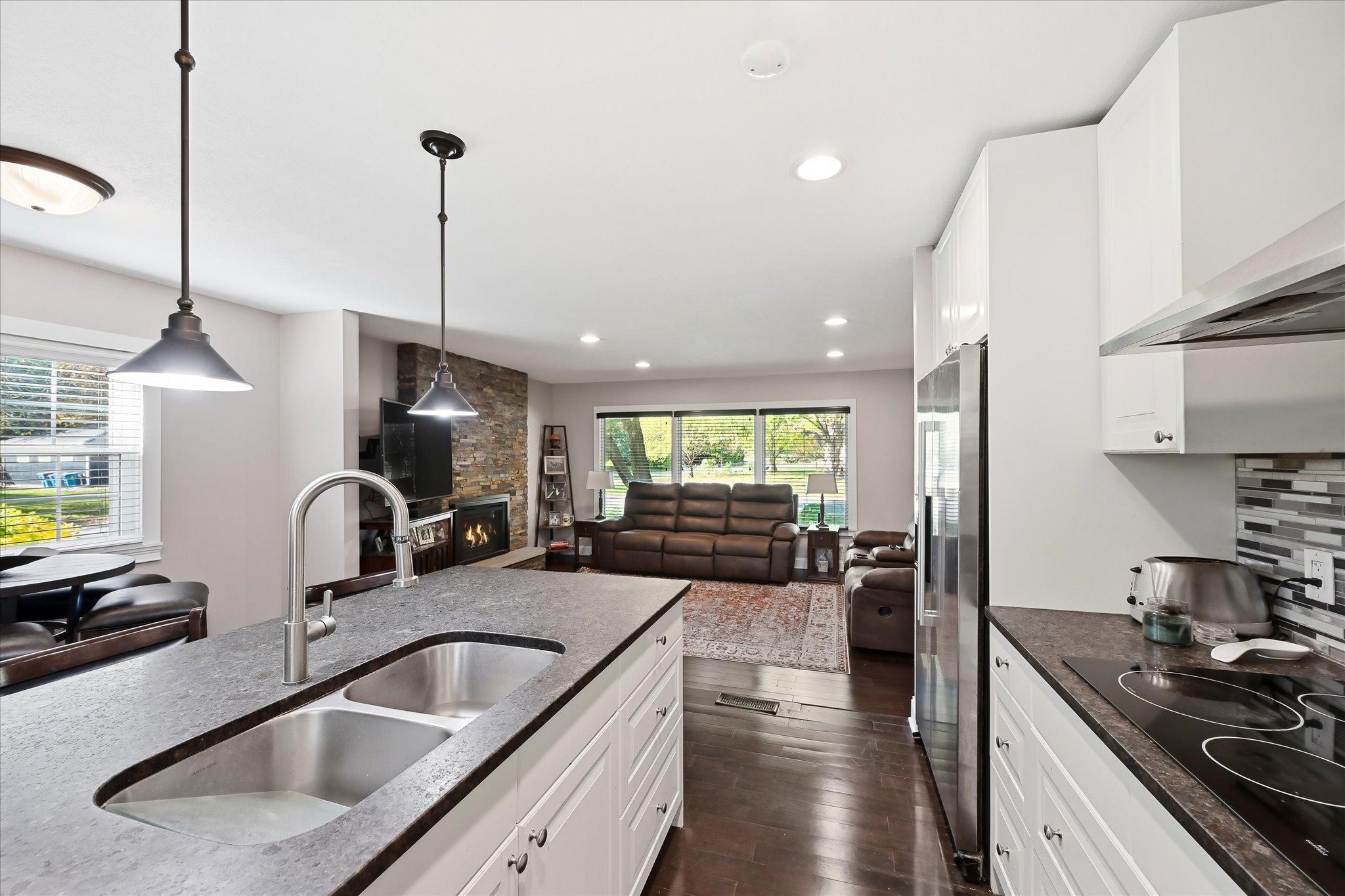 View of Residential at 6055 Westbrook Road, Golden Valley MN 55422, Golden Valley (14 of 21) - Mike Wilen | Minnesota Team Real Estate