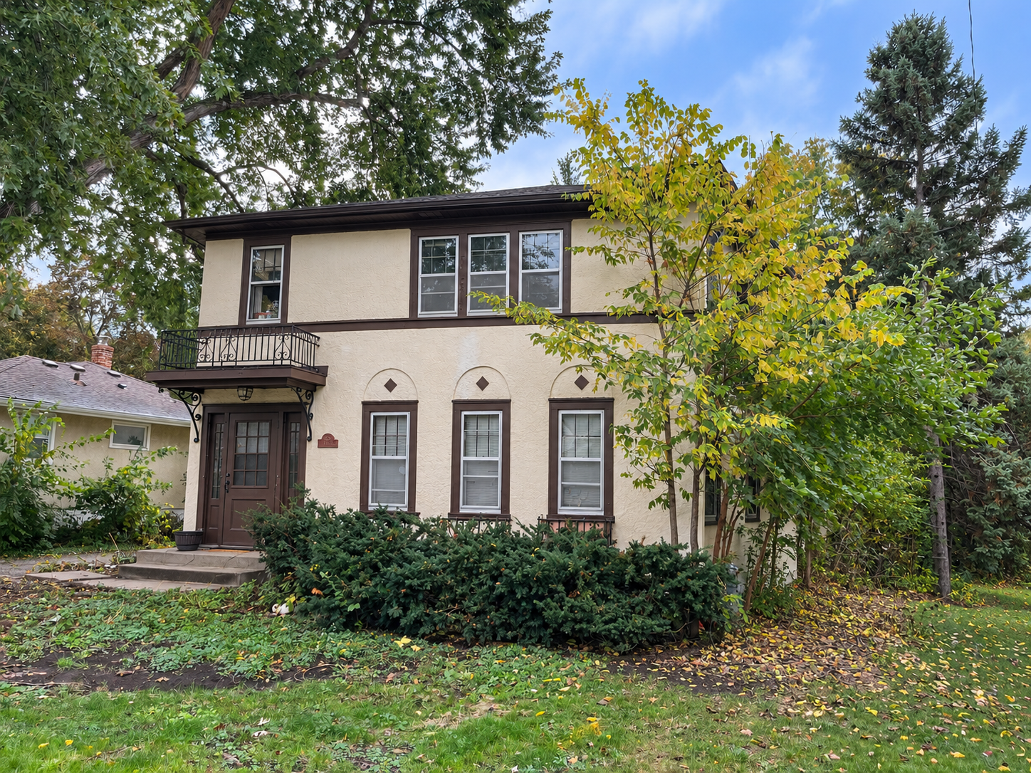 View of Duplex Up and Down at 1370 Almond Avenue, Saint Paul - Mike Wilen | Minnesota Team Real Estate