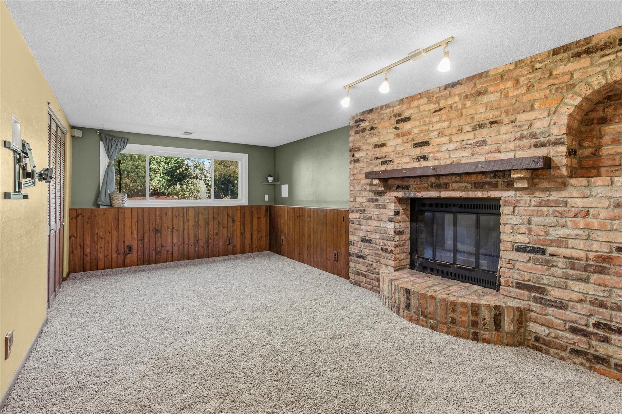 View of Residential at 1767 Hilo Avenue, Oakdale MN 55128, Oakdale (12 of 34) - Mike Wilen | Minnesota Team Real Estate