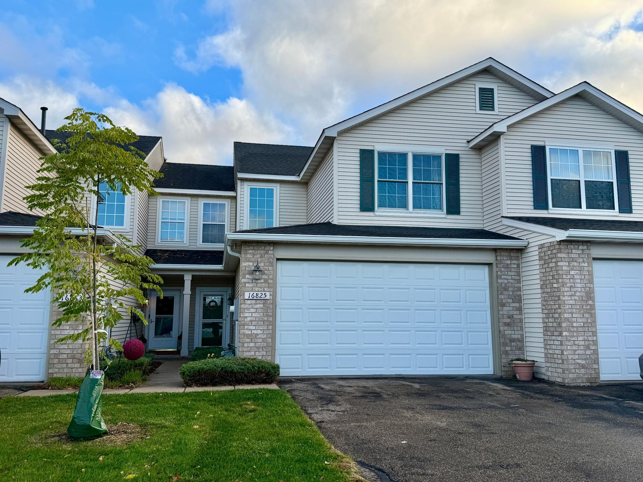 View of (TH) Side x Side at 16825 90th Court, Maple Grove - Mike Wilen | Minnesota Team Real Estate