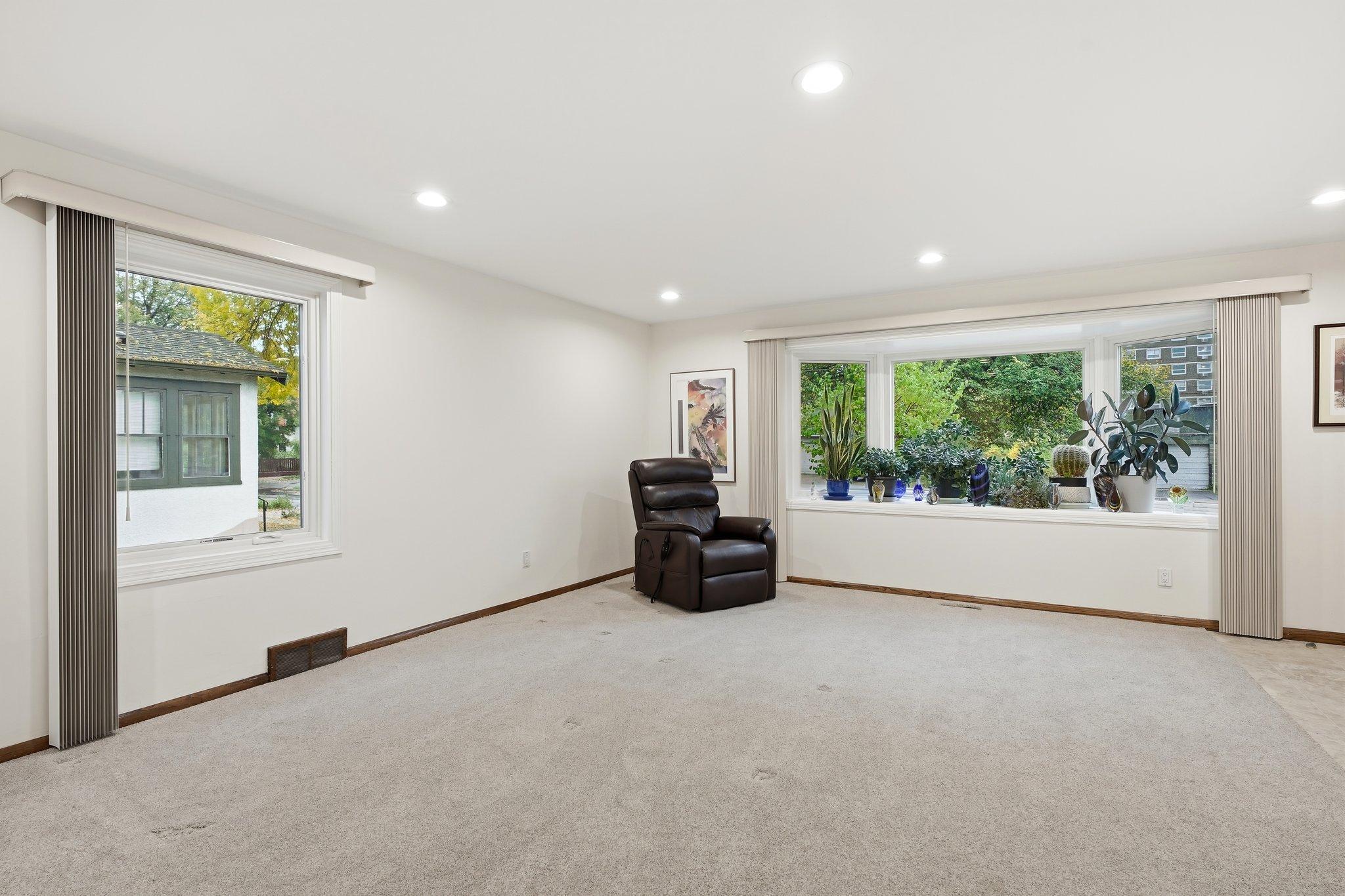 View of Residential Income at 2916 9th Street, Minneapolis MN 55406, Minneapolis (9 of 50) - Mike Wilen | Minnesota Team Real Estate