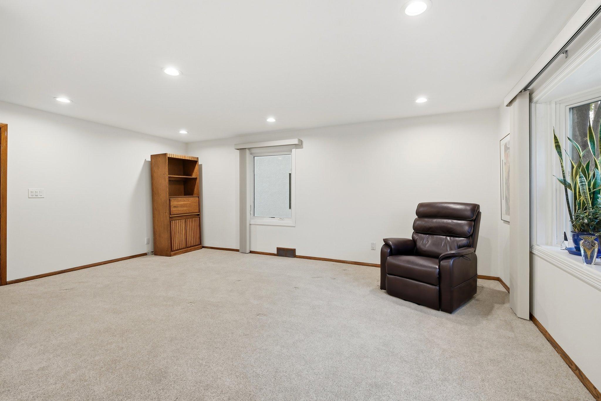 View of Residential Income at 2916 9th Street, Minneapolis MN 55406, Minneapolis (10 of 50) - Mike Wilen | Minnesota Team Real Estate