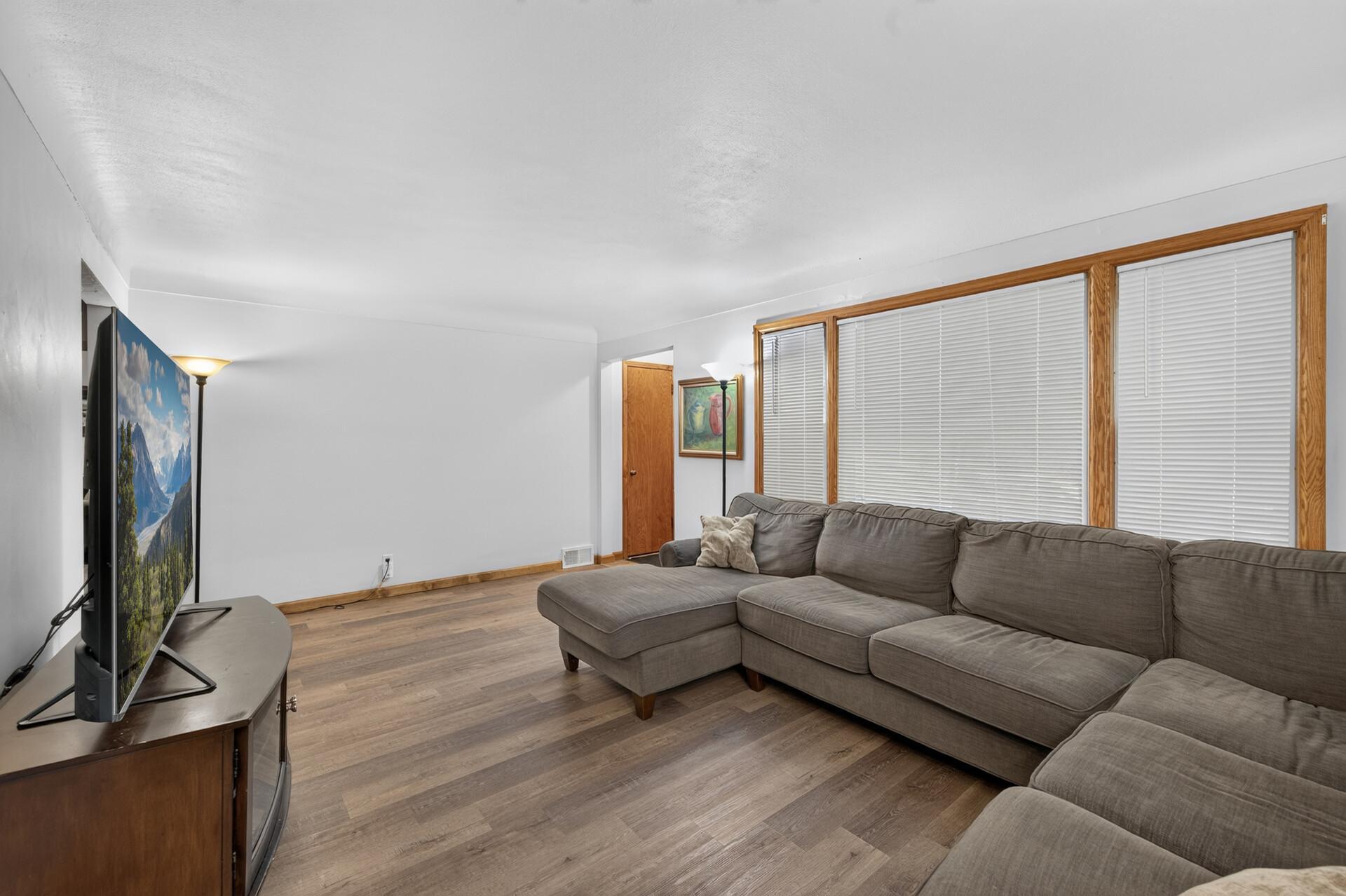 View of Residential at 1606 Main Street, Minneapolis MN 55413, Minneapolis (6 of 31) - Mike Wilen | Minnesota Team Real Estate