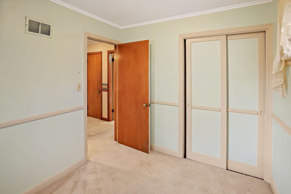 View of Residential at 8015 Plymouth Avenue, Golden Valley MN 55427, Golden Valley (22 of 42) - Mike Wilen | Minnesota Team Real Estate
