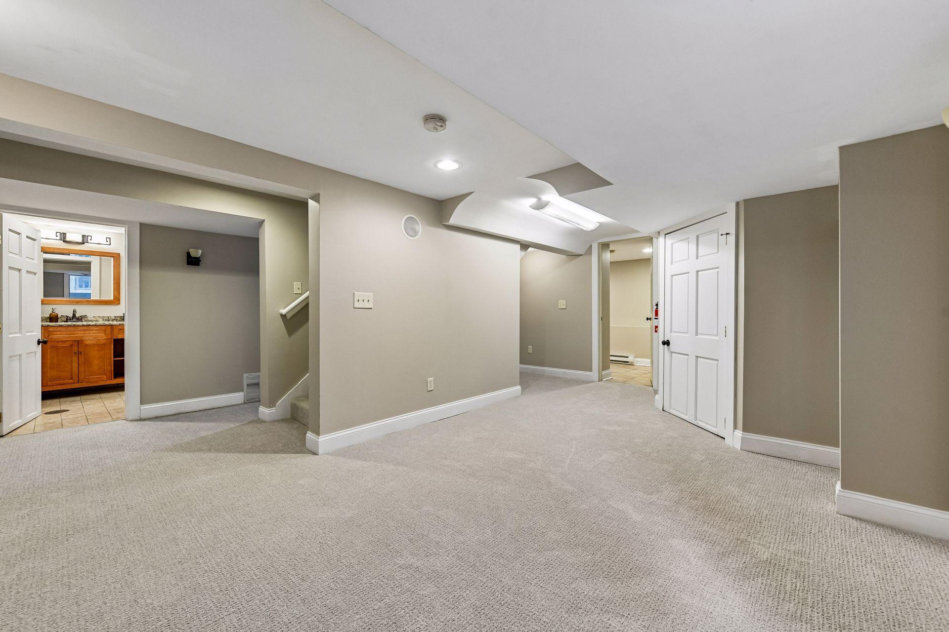 View of Residential at 978 17th Avenue, Minneapolis MN 55414, Minneapolis (33 of 39) - Mike Wilen | Minnesota Team Real Estate