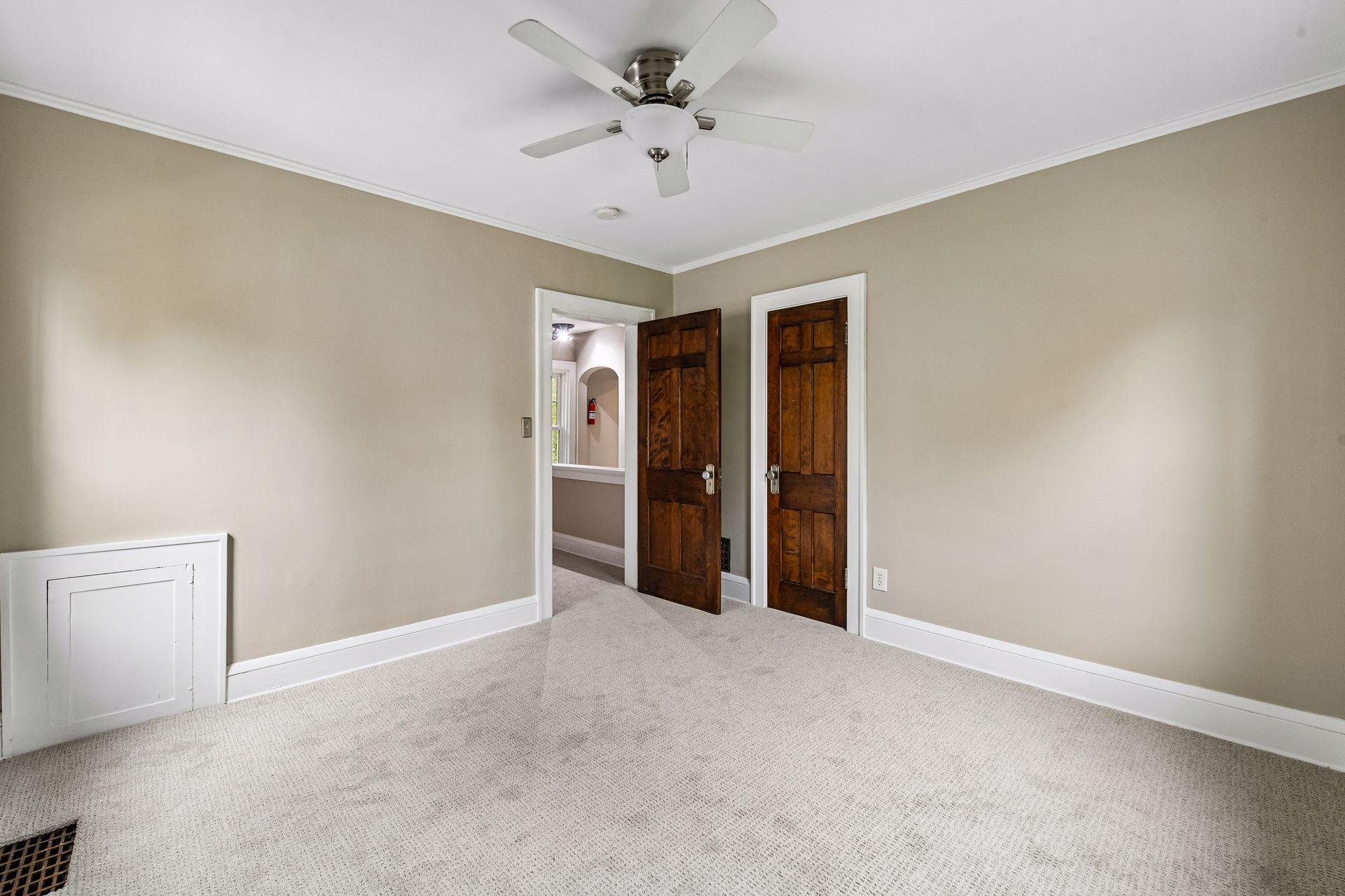 View of Residential at 978 17th Avenue, Minneapolis MN 55414, Minneapolis (27 of 39) - Mike Wilen | Minnesota Team Real Estate