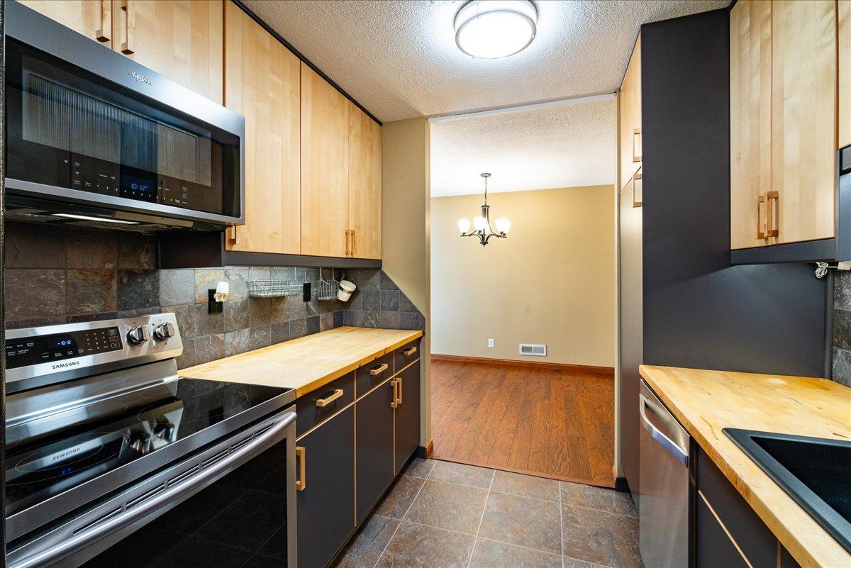 View of Residential at 3297 Lower 67th Street, Inver Grove Heights MN 55076, Inver Grove Heights (26 of 58) - Mike Wilen | Minnesota Team Real Estate