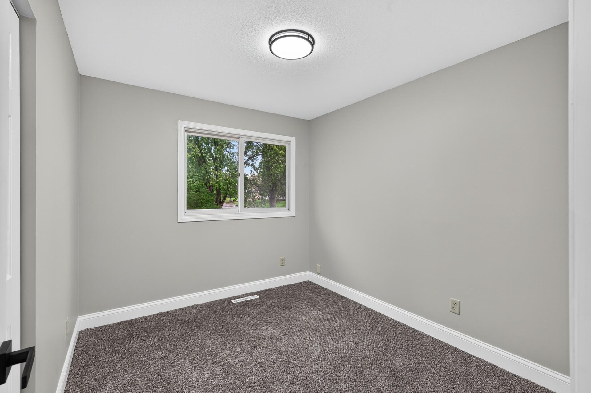 View of Residential at 1655 Lincoln Avenue, Saint Paul Park MN 55071, Saint Paul Park (17 of 29) - Mike Wilen | Minnesota Team Real Estate