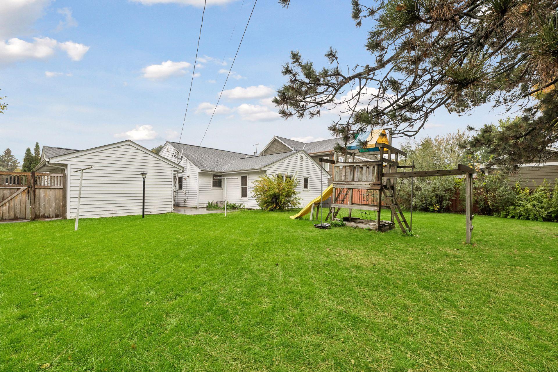 View of Residential at 2531 Joppa Avenue, Saint Louis Park MN 55416, Saint Louis Park (37 of 41) - Mike Wilen | Minnesota Team Real Estate