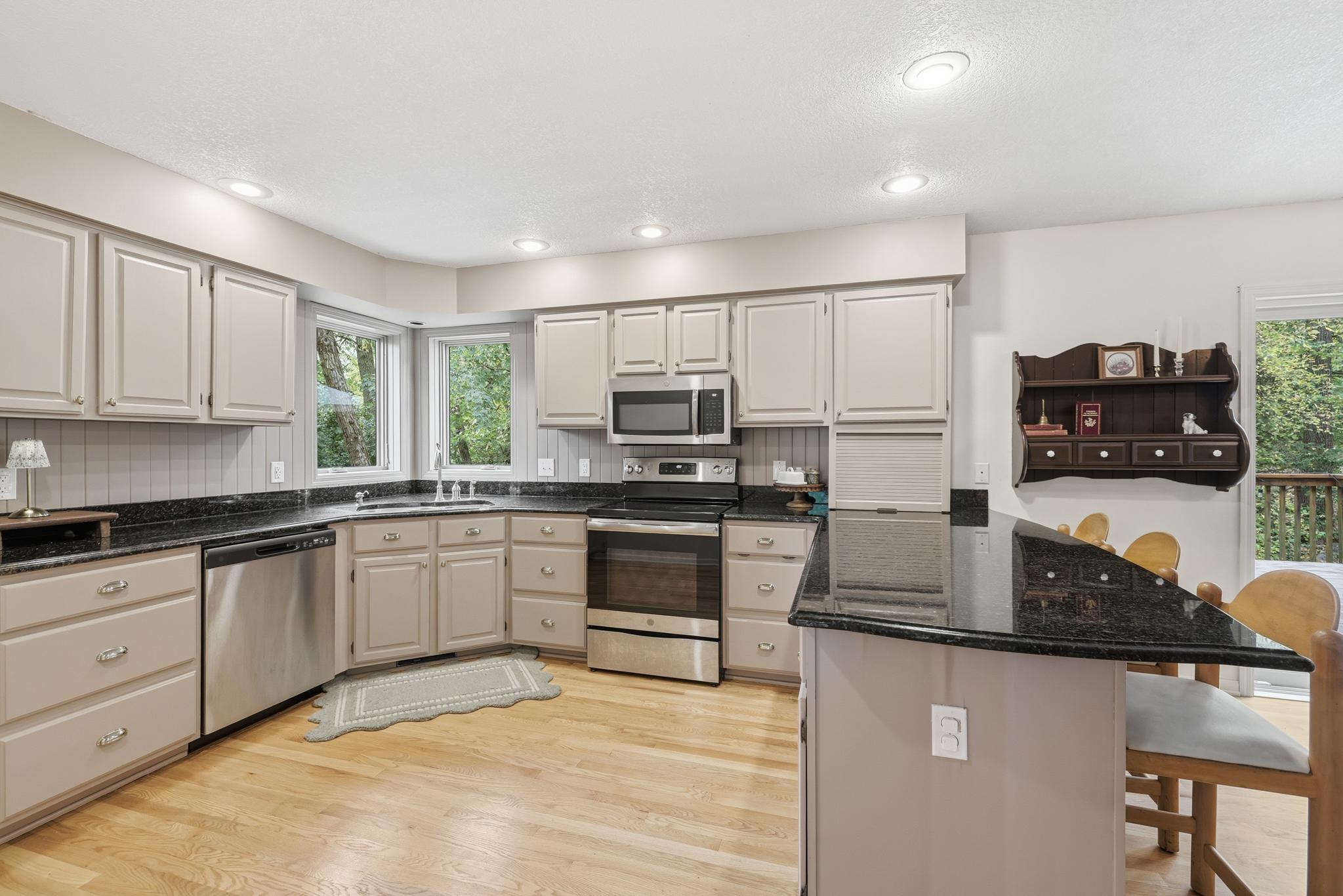 View of Residential at 12846 Hialeah Path, Apple Valley MN 55124, Apple Valley (17 of 55) - Mike Wilen | Minnesota Team Real Estate