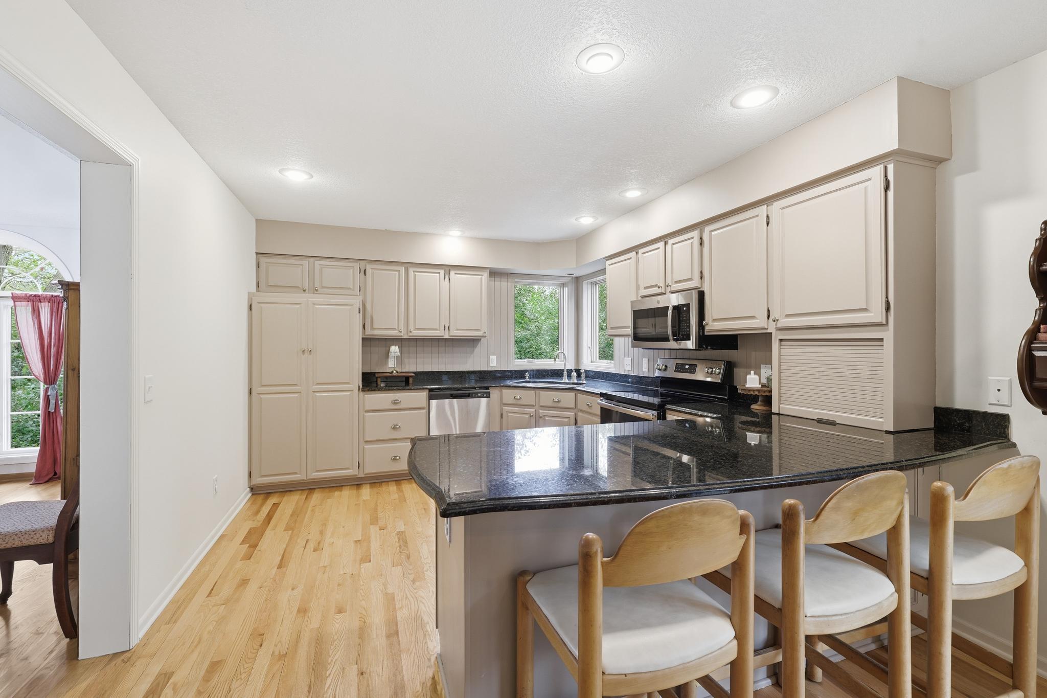 View of Residential at 12846 Hialeah Path, Apple Valley MN 55124, Apple Valley (19 of 55) - Mike Wilen | Minnesota Team Real Estate