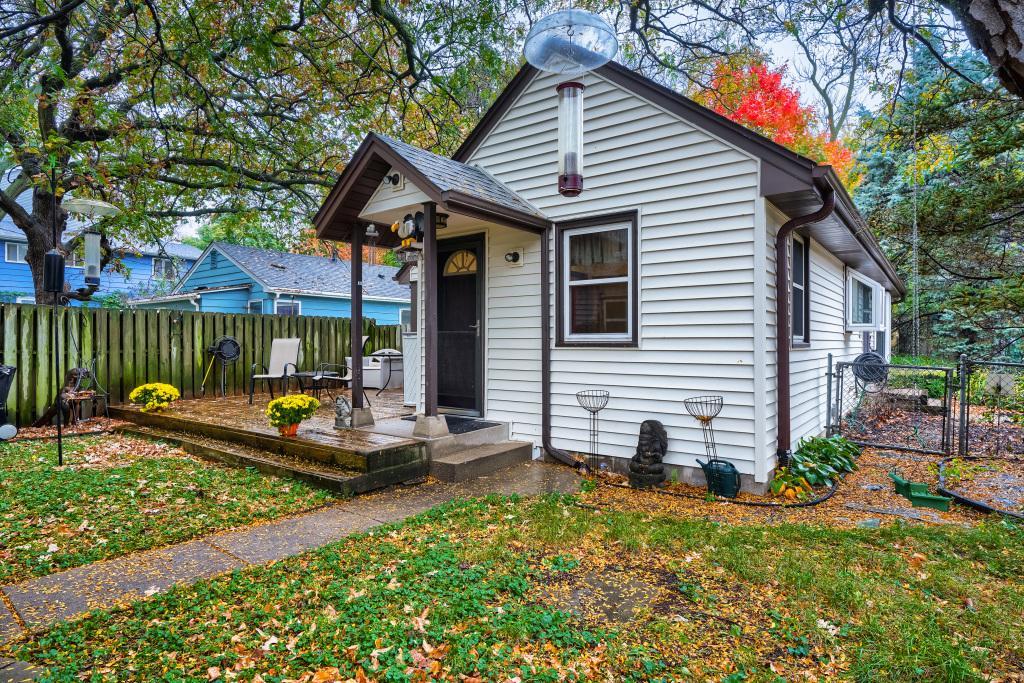 View of Residential at 1601 Blackstone Avenue, Saint Louis Park MN 55416, Saint Louis Park (28 of 28) - Mike Wilen | Minnesota Team Real Estate