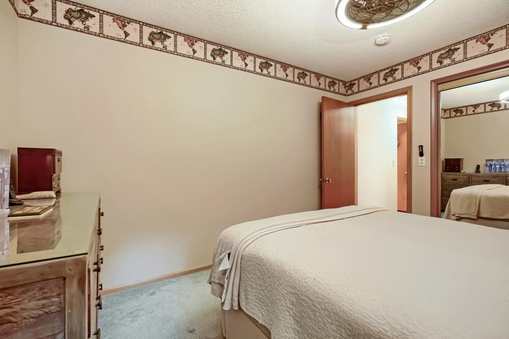 View of Residential at 1601 Blackstone Avenue, Saint Louis Park MN 55416, Saint Louis Park (16 of 28) - Mike Wilen | Minnesota Team Real Estate