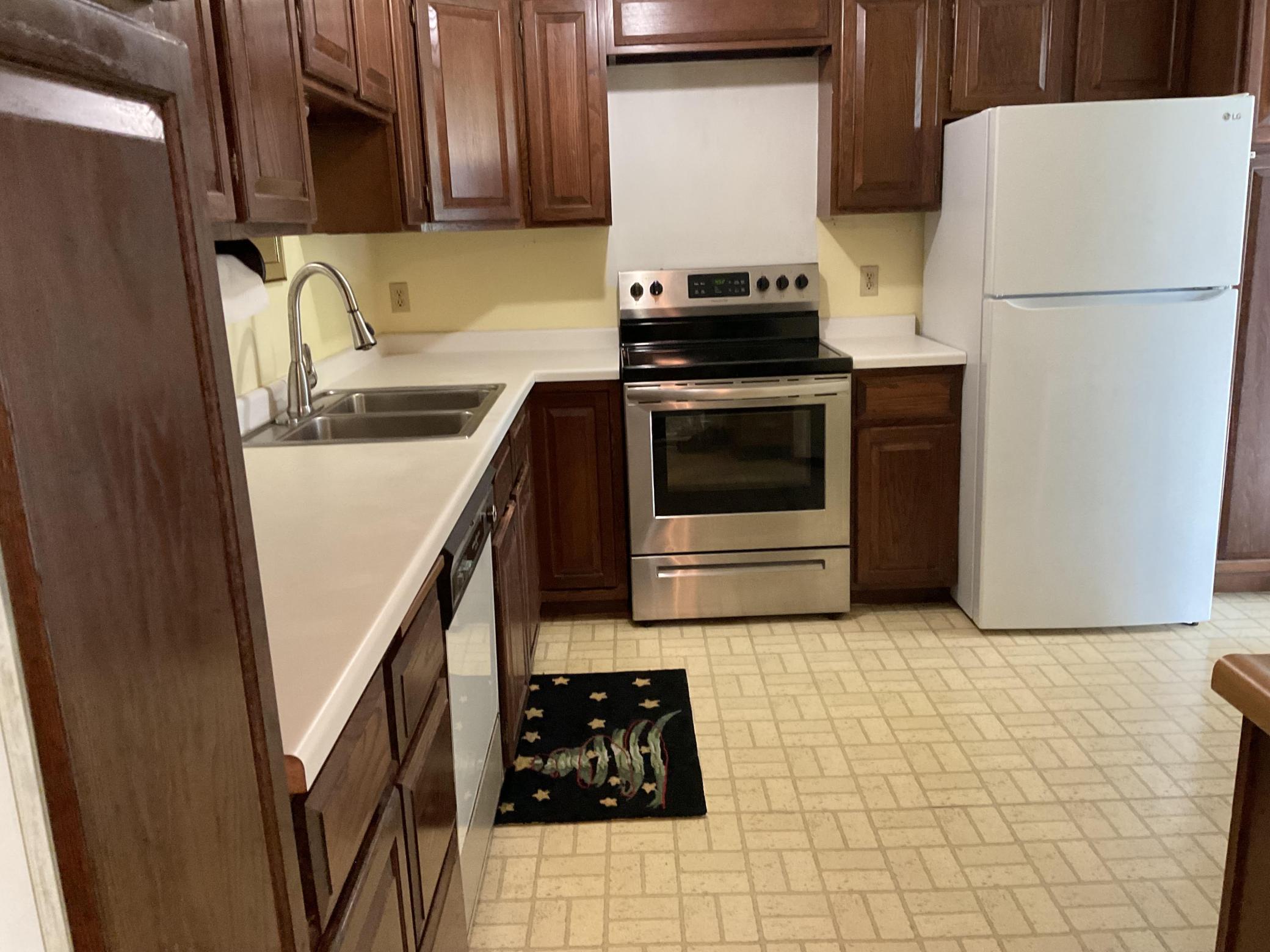 View of Residential at 7200 York Avenue #101, Edina MN 55435, Edina (5 of 32) - Mike Wilen | Minnesota Team Real Estate