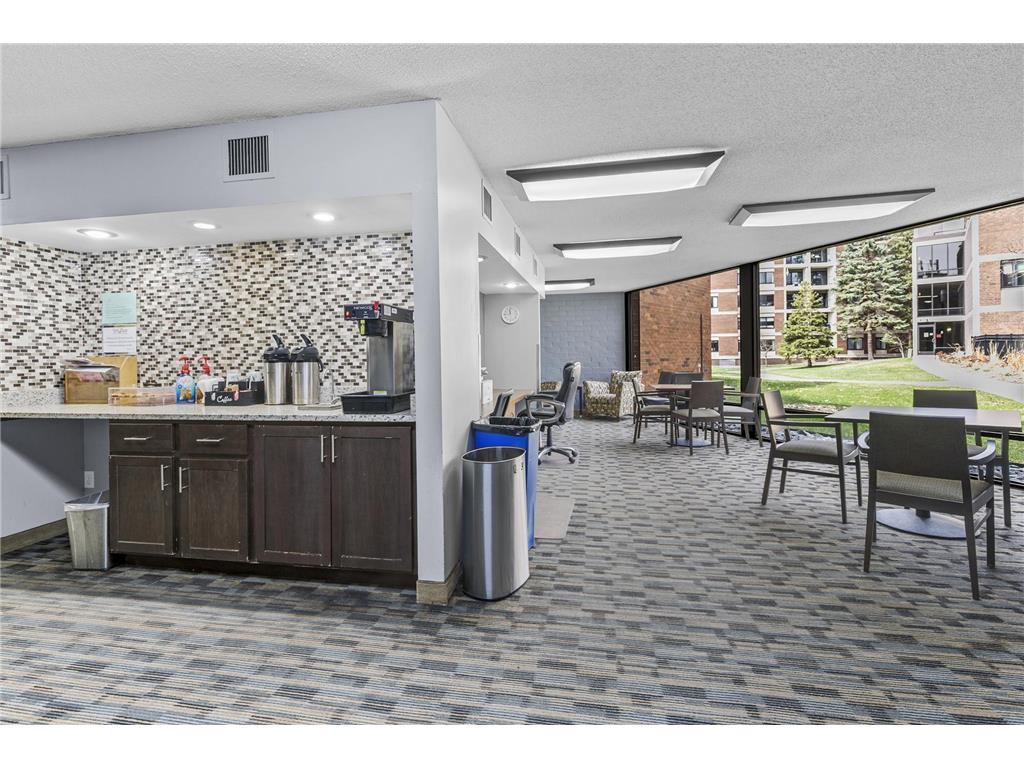 View of Residential at 7200 York Avenue #101, Edina MN 55435, Edina (25 of 32) - Mike Wilen | Minnesota Team Real Estate